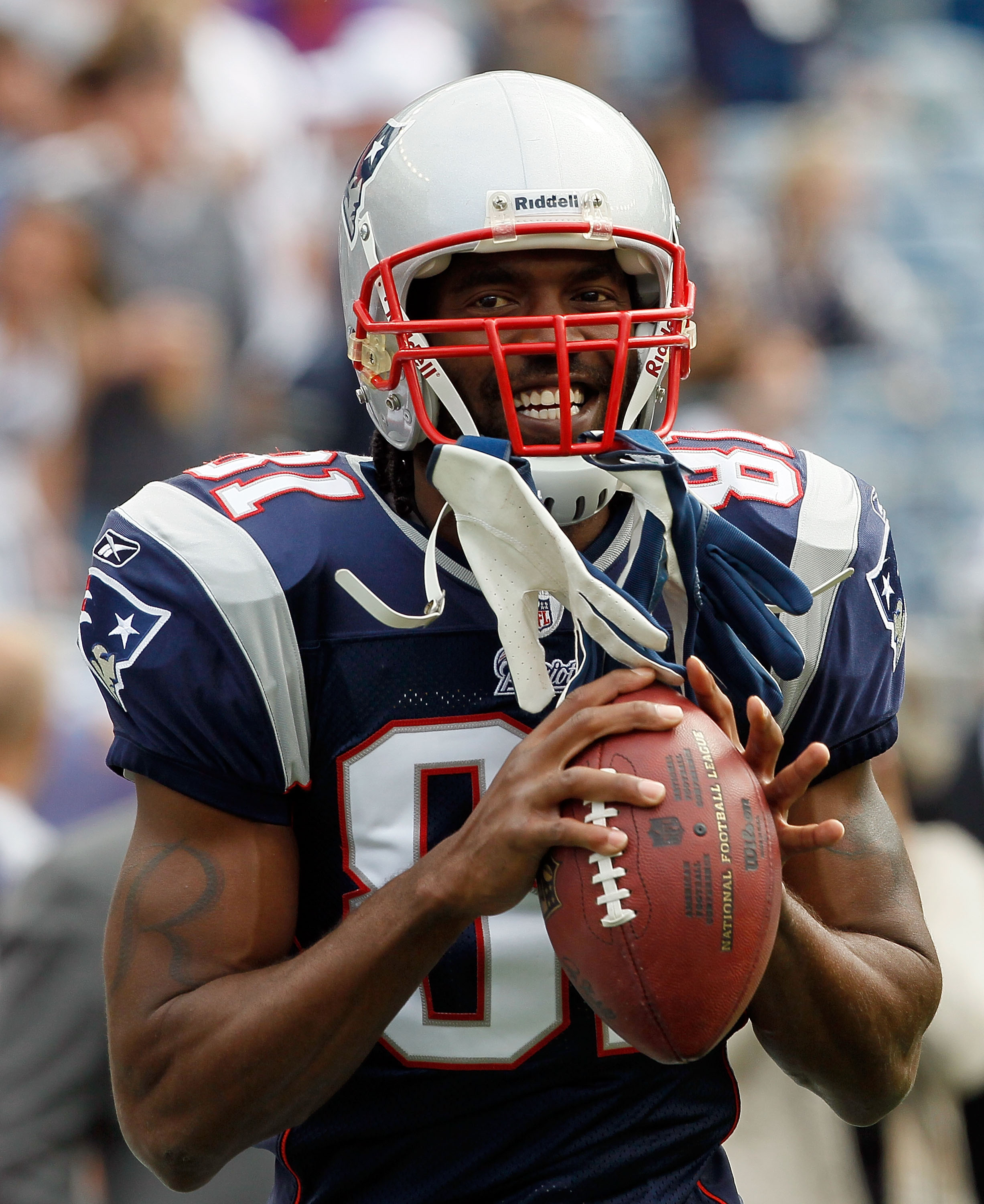 Patriots: revisiting the Randy Moss trade with Raiders that paved