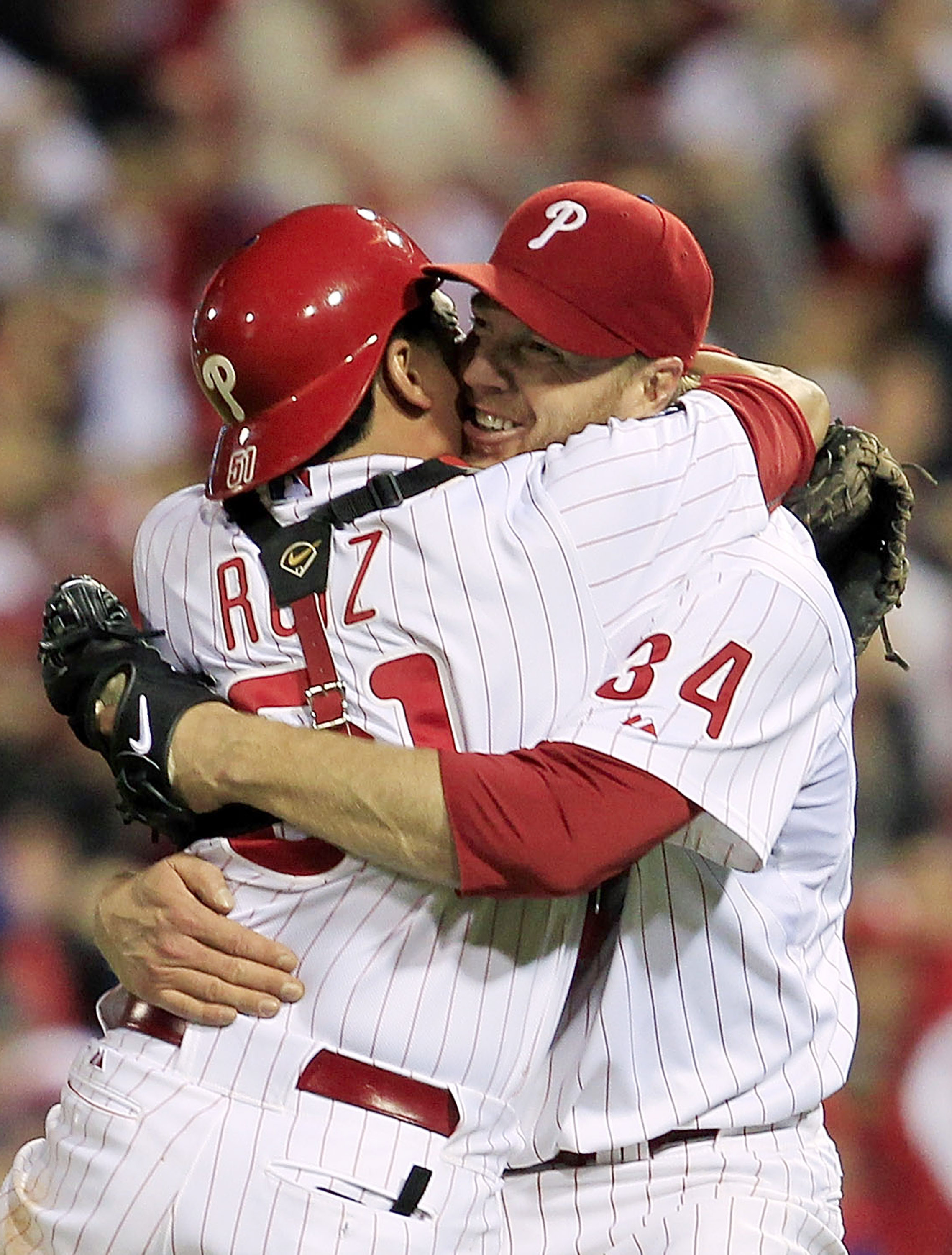 Halladay throws no-hitter in first postseason appearance