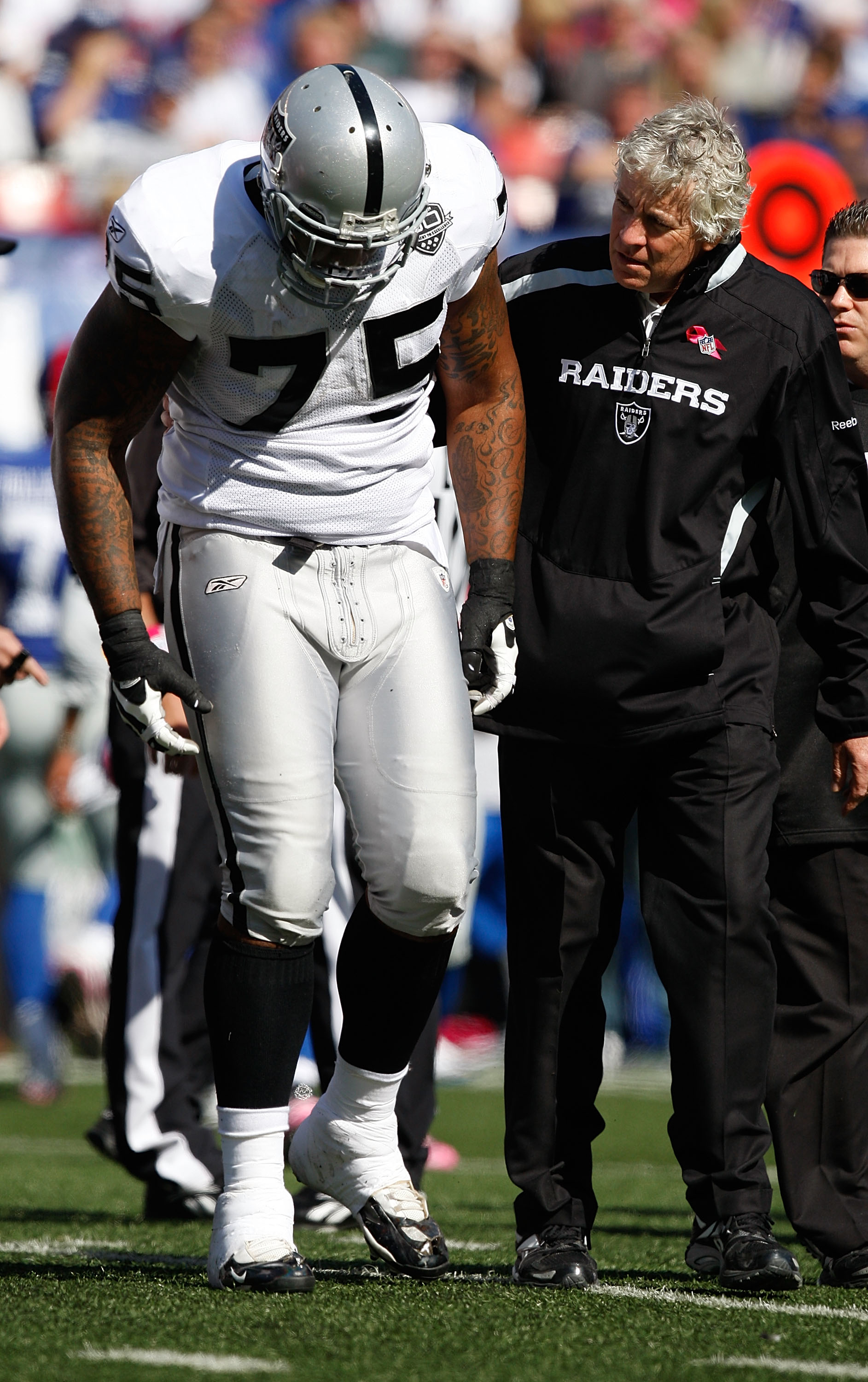 Oakland Raiders' Mario Henderson (75) during game action at the