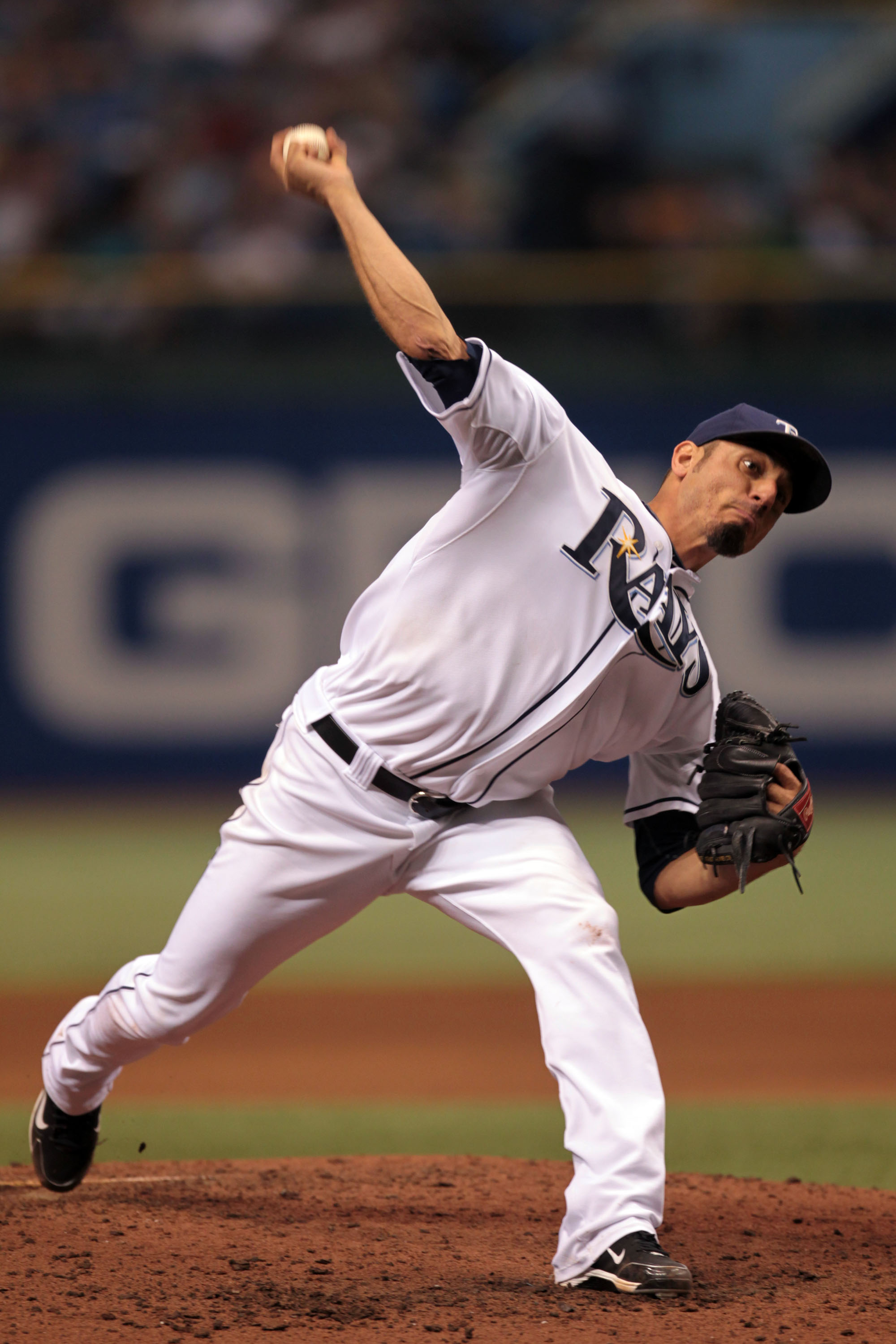 ST PETERSBURG, FL - SEPTEMBER 25: Pitcher Matt Garza #22 of the Tampa Bay Rays delivers a pitch against the Seattle Mariners at Tropicana Field on September 25, 2010 in St. Petersburg, Florida. (Photo by Eliot J. Schechter/Getty Images)
