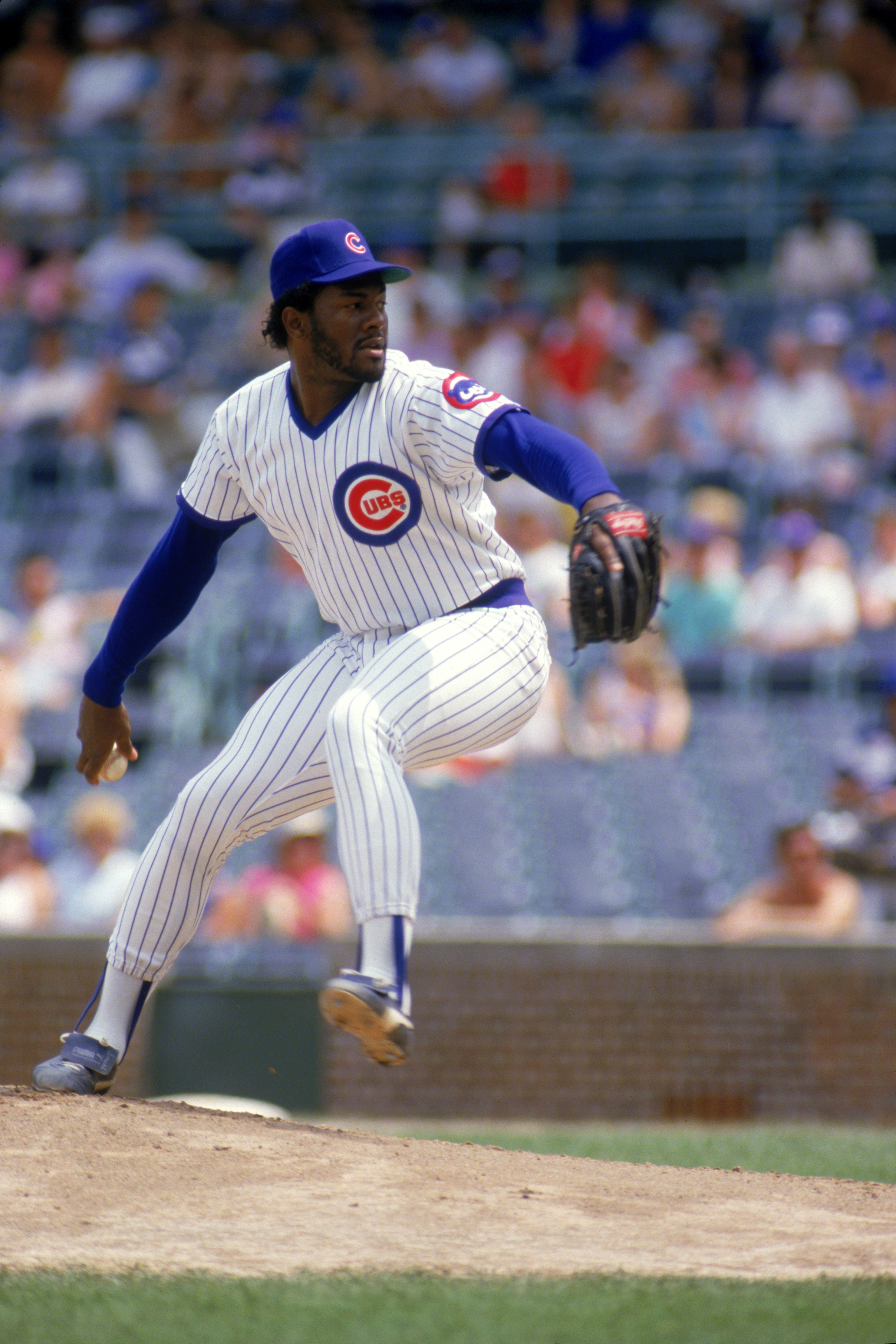 Lee Smith overpowers another batter.