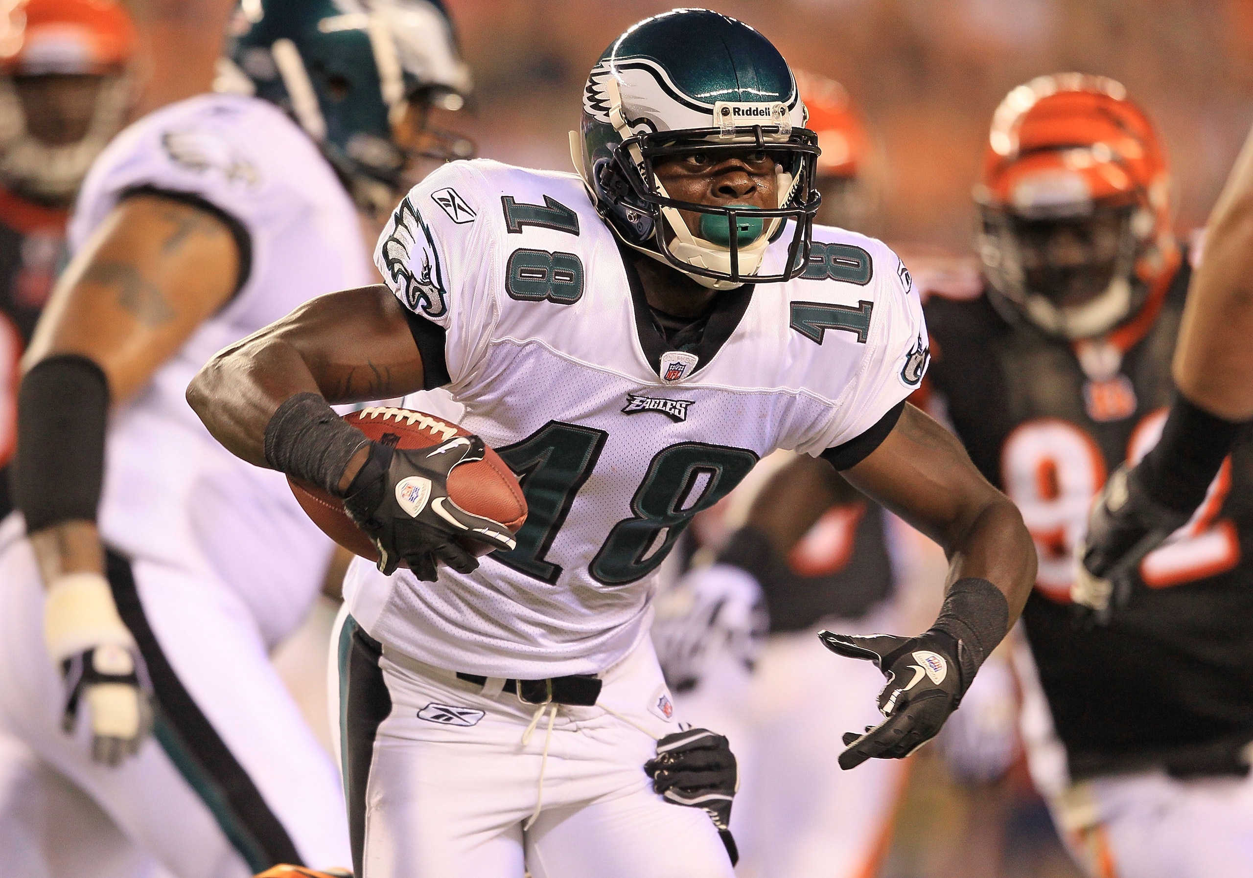 CINCINNATI - AUGUST 20: Jeremy Maclin #18 of the Philadelphia Eagles is pictured during the NFL preseason game against the Cincinnati Bengals at Paul Brown Stadium on August 20, 2010 in Cincinnati, Ohio. (Photo by Andy Lyons/Getty Images) CINCINNATI - AUGUST 20: Jeremy Maclin #18 of the Philadelphia Eagles is pictured during the NFL preseason game against the Cincinnati Bengals at Paul Brown Stadium on August 20, 2010 in Cincinnati, Ohio. (Photo by Andy Lyons/Getty Images)