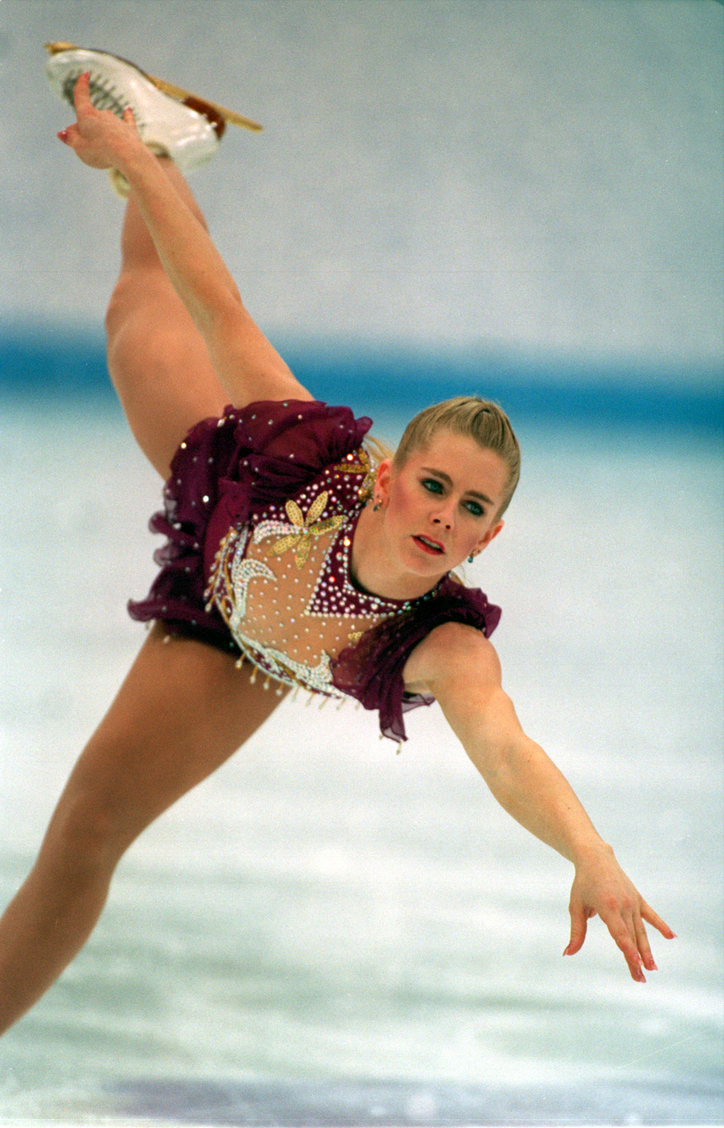 25 FEB 1994:  TONYA HARDING OF THE UNITED STATES IN ACTION IN THE FREE PROGRAM AT THE 1994 LILLEHAMMER WINTER OLYMPICS.   Mandatory Credit: Chris Cole/ALLSPORT