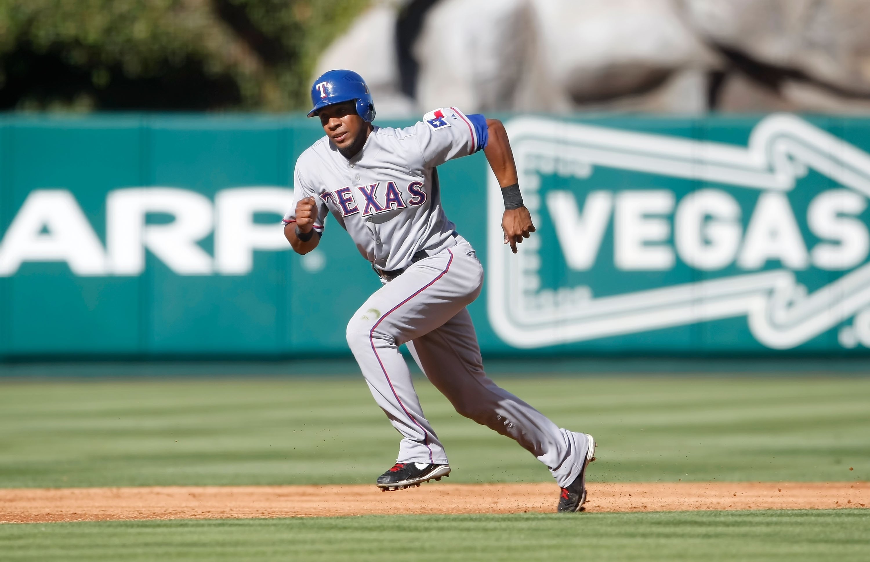 Rangers rumors: Texas shopping Julio Borbon - MLB Daily Dish