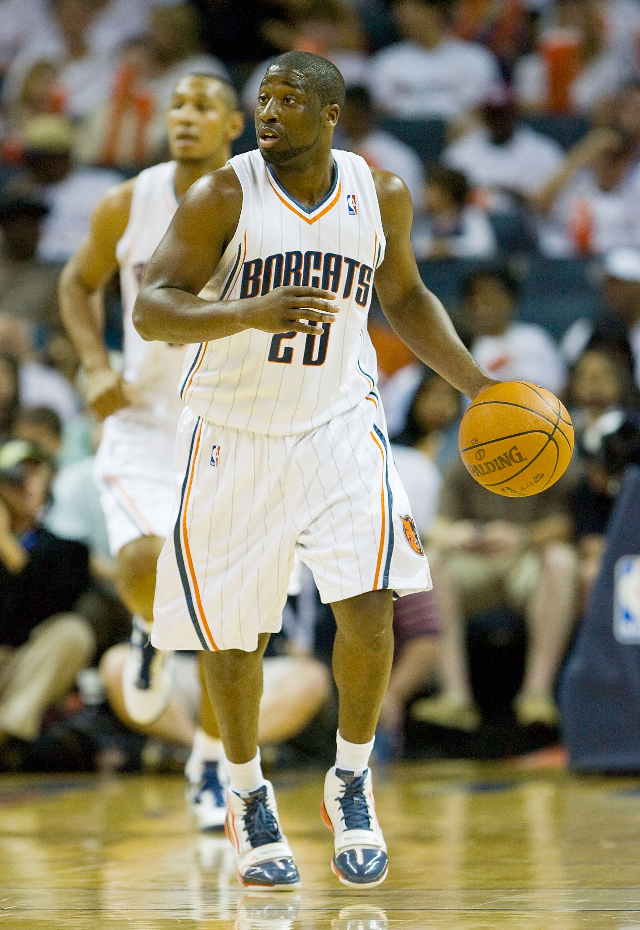 CHARLOTTE, NC - APRIL 26: Raymond Felton #20 runs the offense for the Charlotte Bobcats against the Orlando Magic at Time Warner Cable Arena on April 26, 2010 in Charlotte, North Carolina.  The Magic defeated the Bobcats 99-90 to complete the four game sw