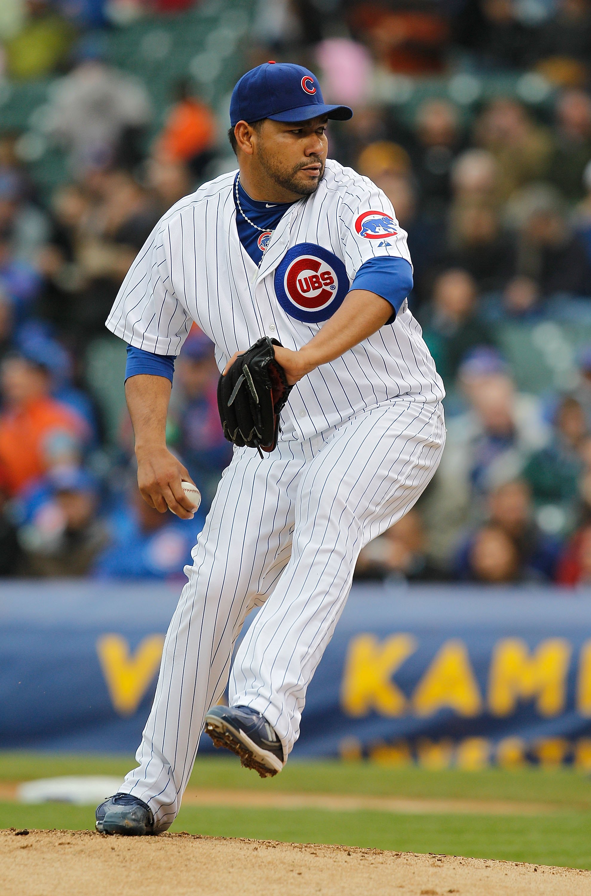 CHICAGO, IL - SEPTEMBER 19: Pitcher Carlos Zambrano #38 of the