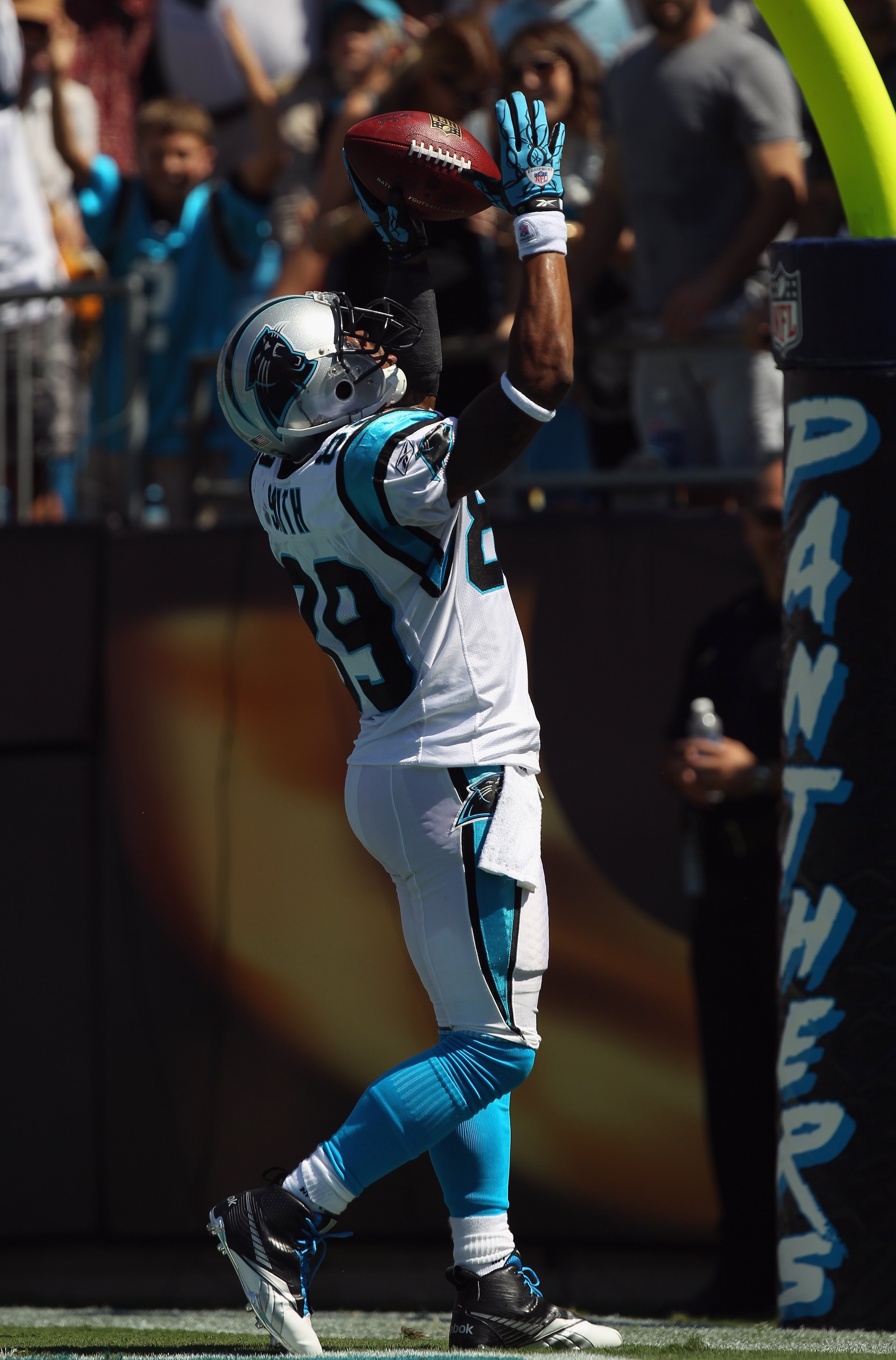 CHARLOTTE, NC - SEPTEMBER 19: Steve Smith #89 of the Carolina Panthers during their game at Bank of America Stadium on September 19, 2010 in Charlotte, North Carolina. (Photo by Streeter Lecka/Getty Images) CHARLOTTE, NC - SEPTEMBER 19: Steve Smith #89 of the Carolina Panthers during their game at Bank of America Stadium on September 19, 2010 in Charlotte, North Carolina. (Photo by Streeter Lecka/Getty Images)