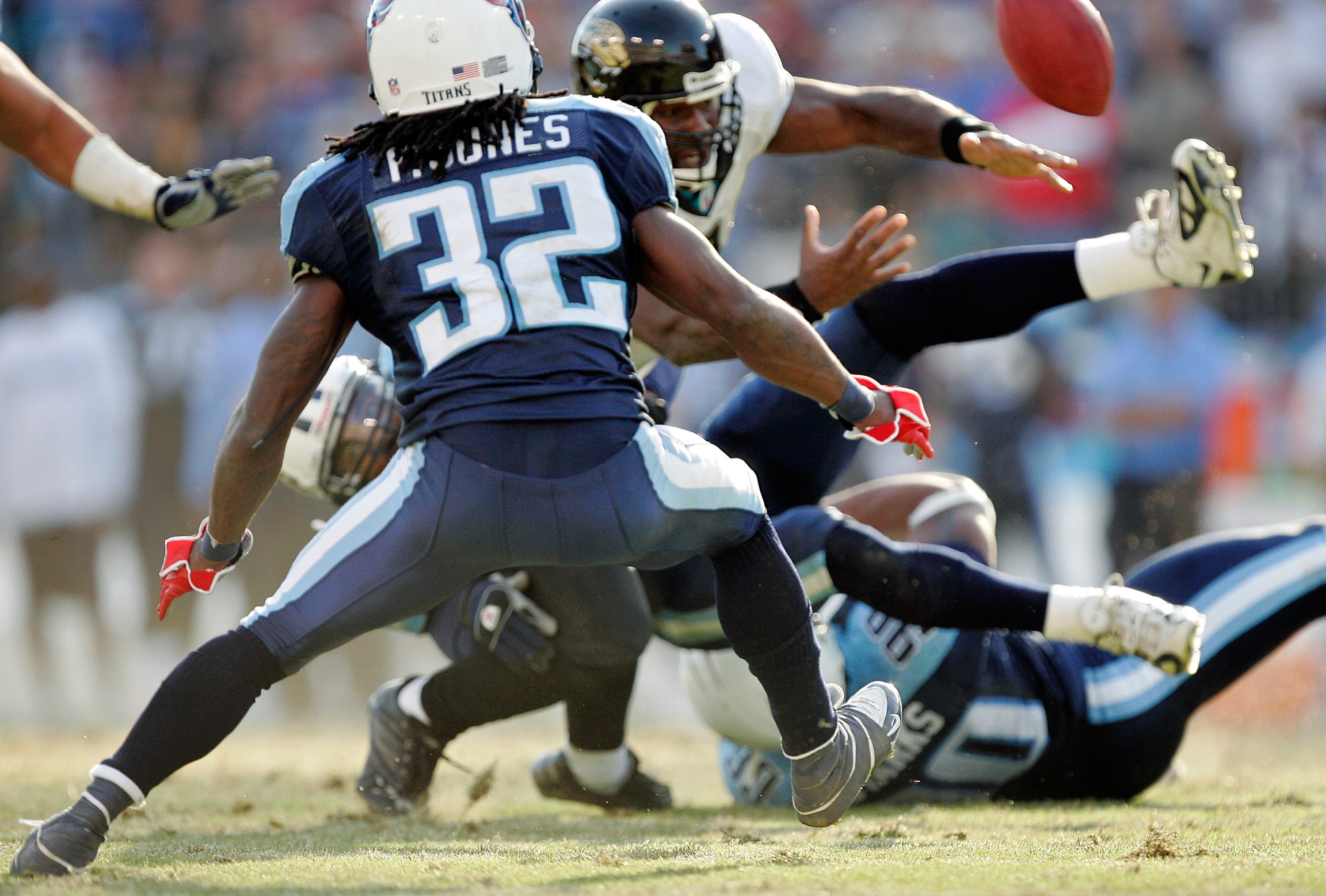 Jaguars vs. Titans: Monday Night Football Spotlights Storied AFC