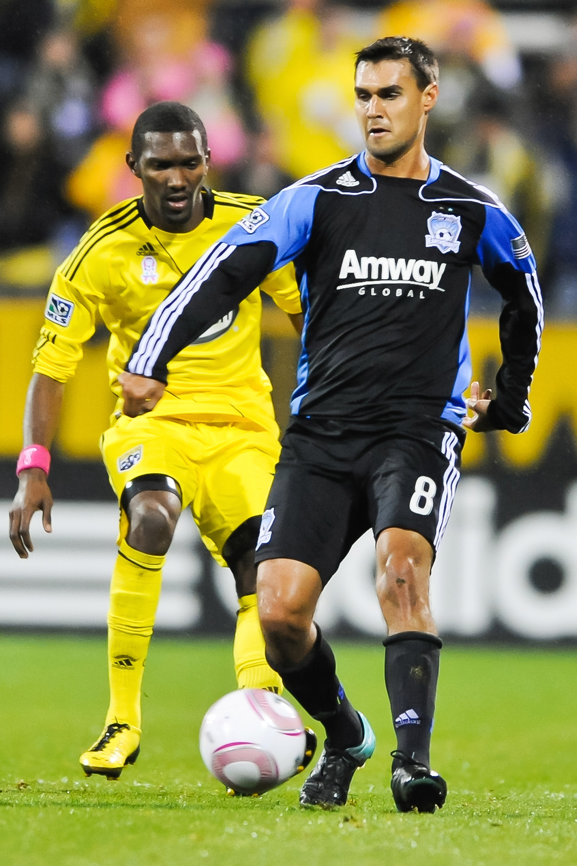 COLUMBUS, OH - OCTOBER 2:  Chris Wondolowski #8 of the San Jose Earthquakes controls the ball against the Columbus Crew on October 2, 2010 at Crew Stadium in Columbus, Ohio.  (Photo by Jamie Sabau/Getty Images)