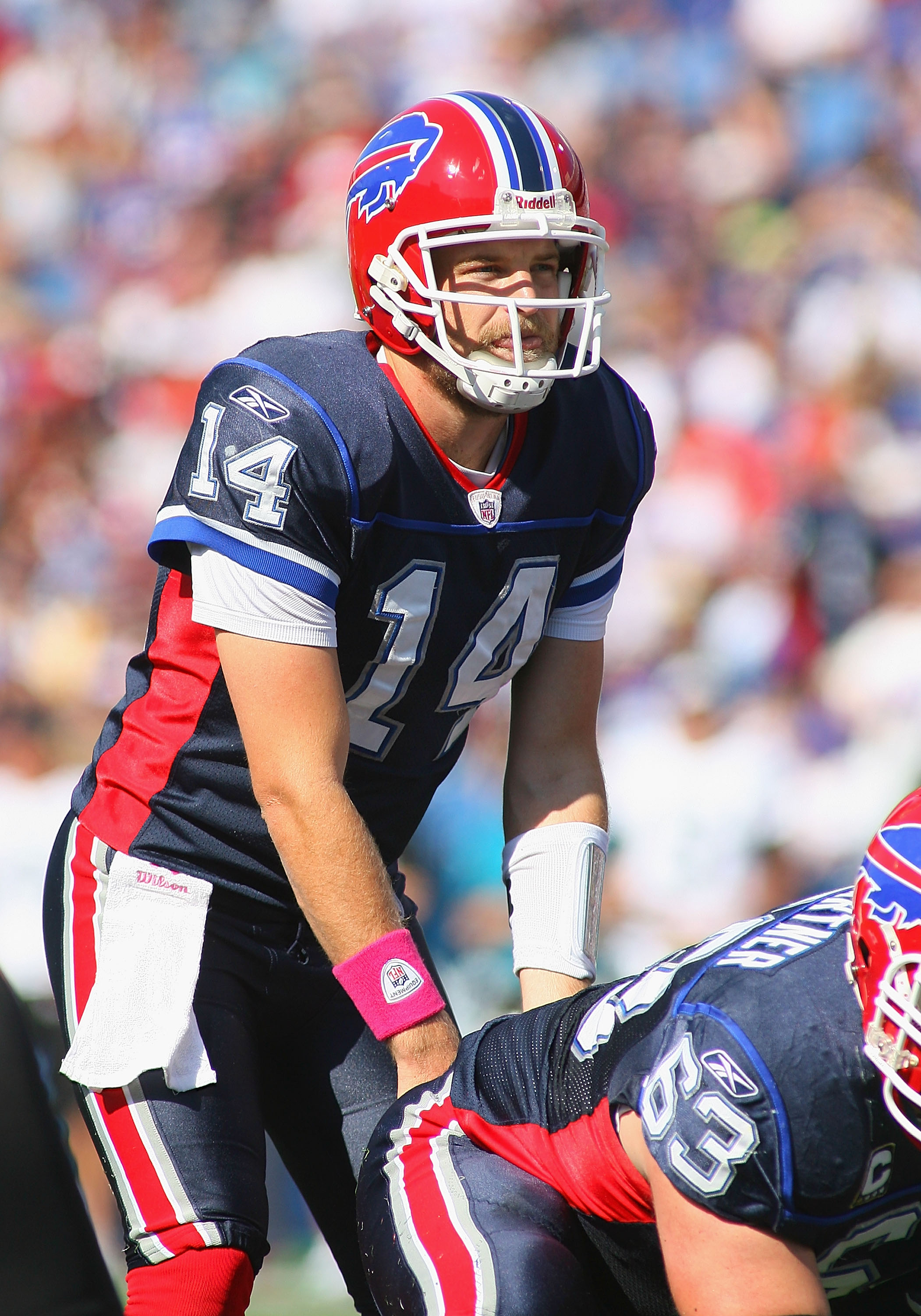 Buffalo Bills' Naaman Roosevelt (18) can't make the catch under