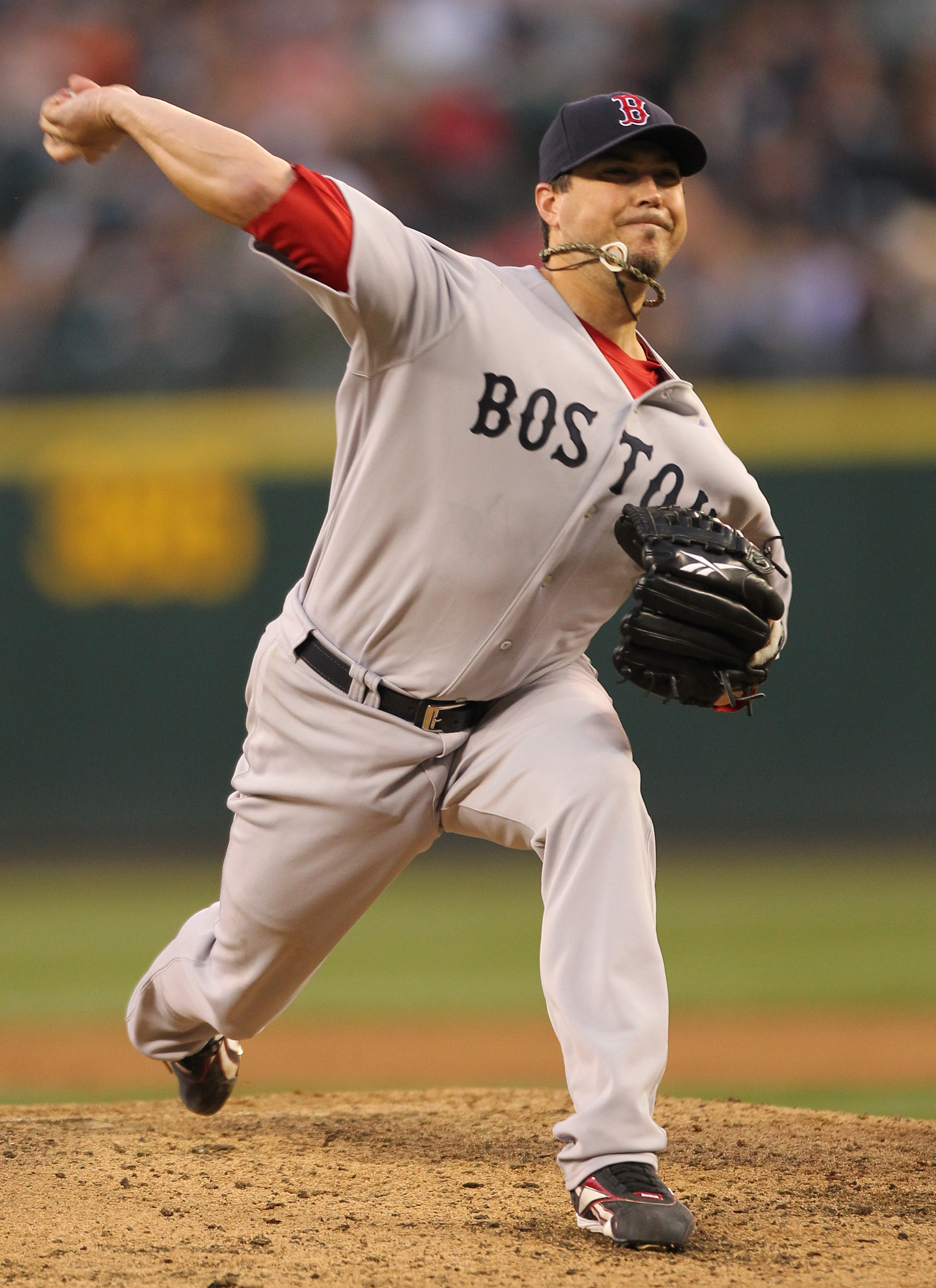 SEATTLE - JULY 23: Starting pitcher Josh Beckett #19 of the Boston Red Sox pitches against the Seattle Mariners at Safeco Field on July 23, 2010 in Seattle, Washington. (Photo by Otto Greule Jr/Getty Images)