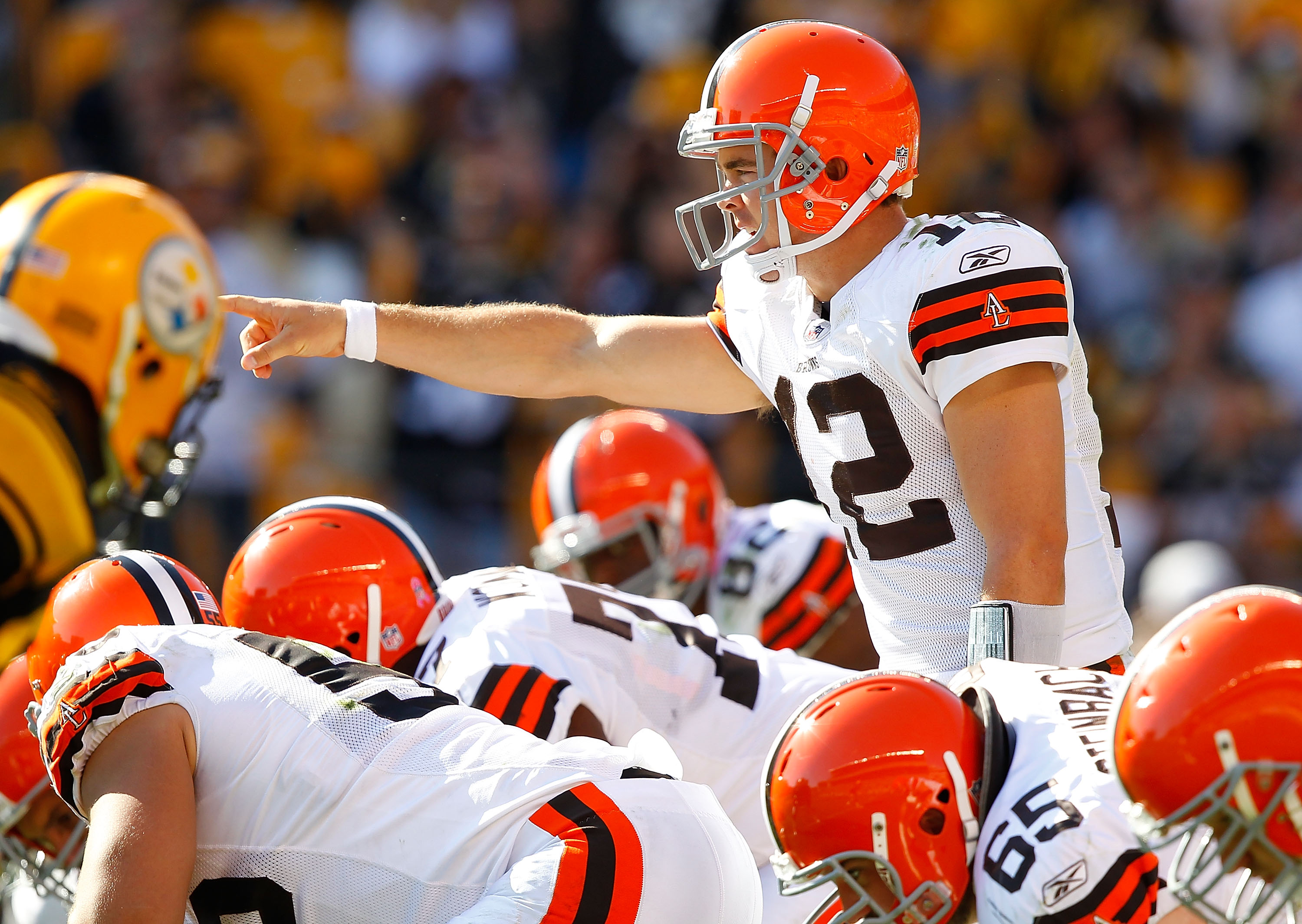 Browns defense smothers Steelers in TNF win 