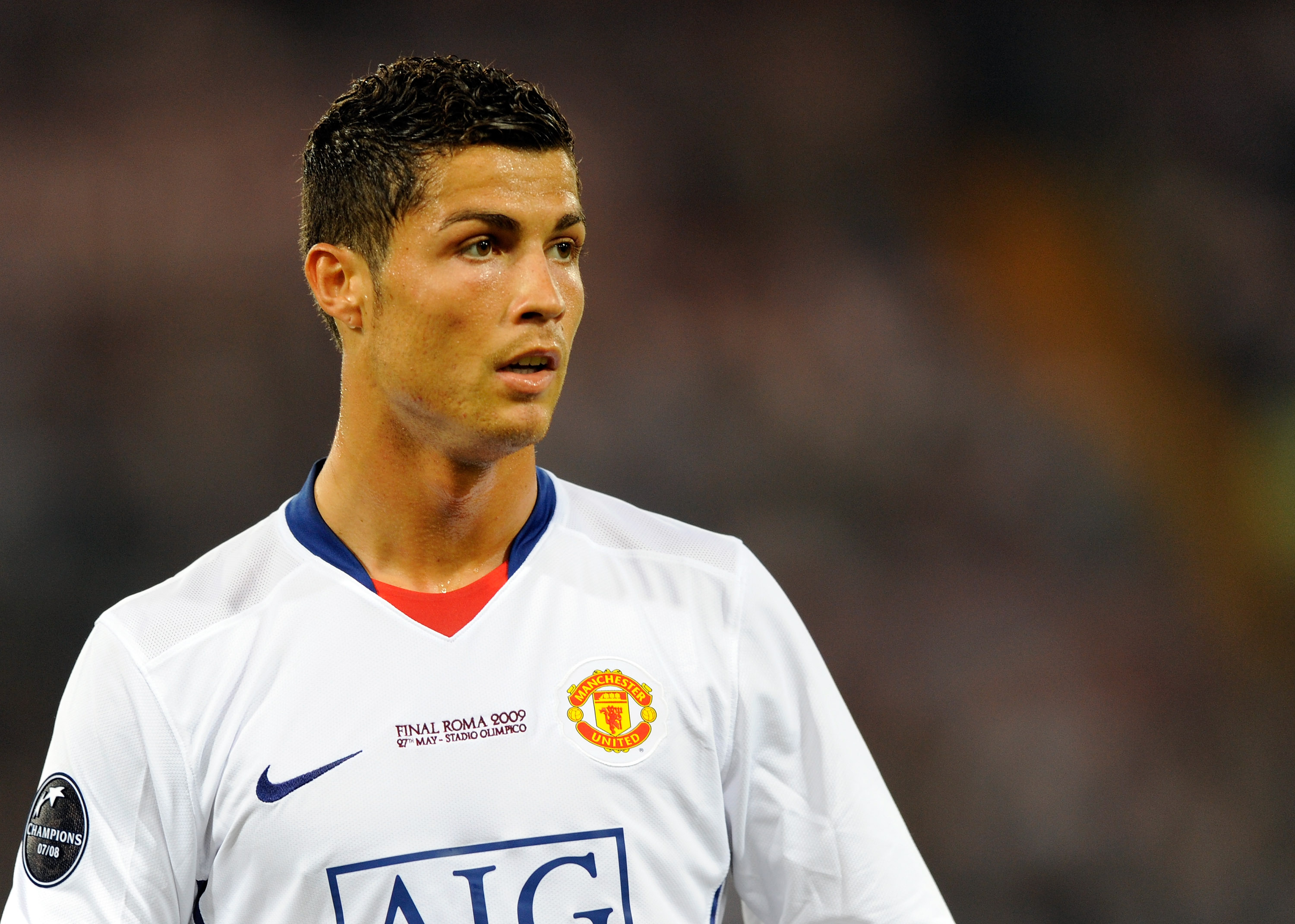 ROME - MAY 27: Cristiano Ronaldo of Manchester United during the UEFA Champions League Final match between Barcelona and Manchester United at the Stadio Olimpico on May 27, 2009 in Rome, Italy. (Photo by Claudio Villa/Getty Images)