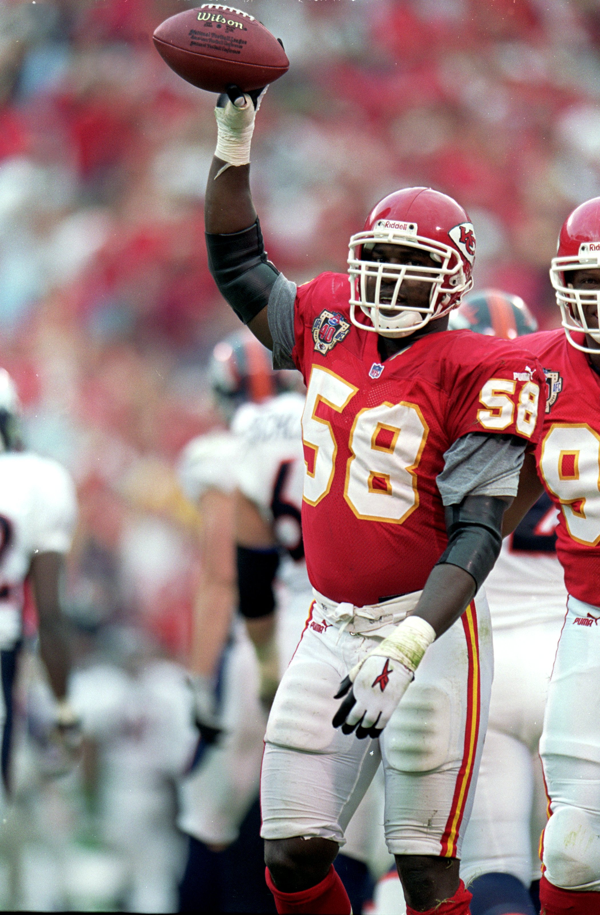 Derrick Thomas Was A Sack Master For The Chiefs