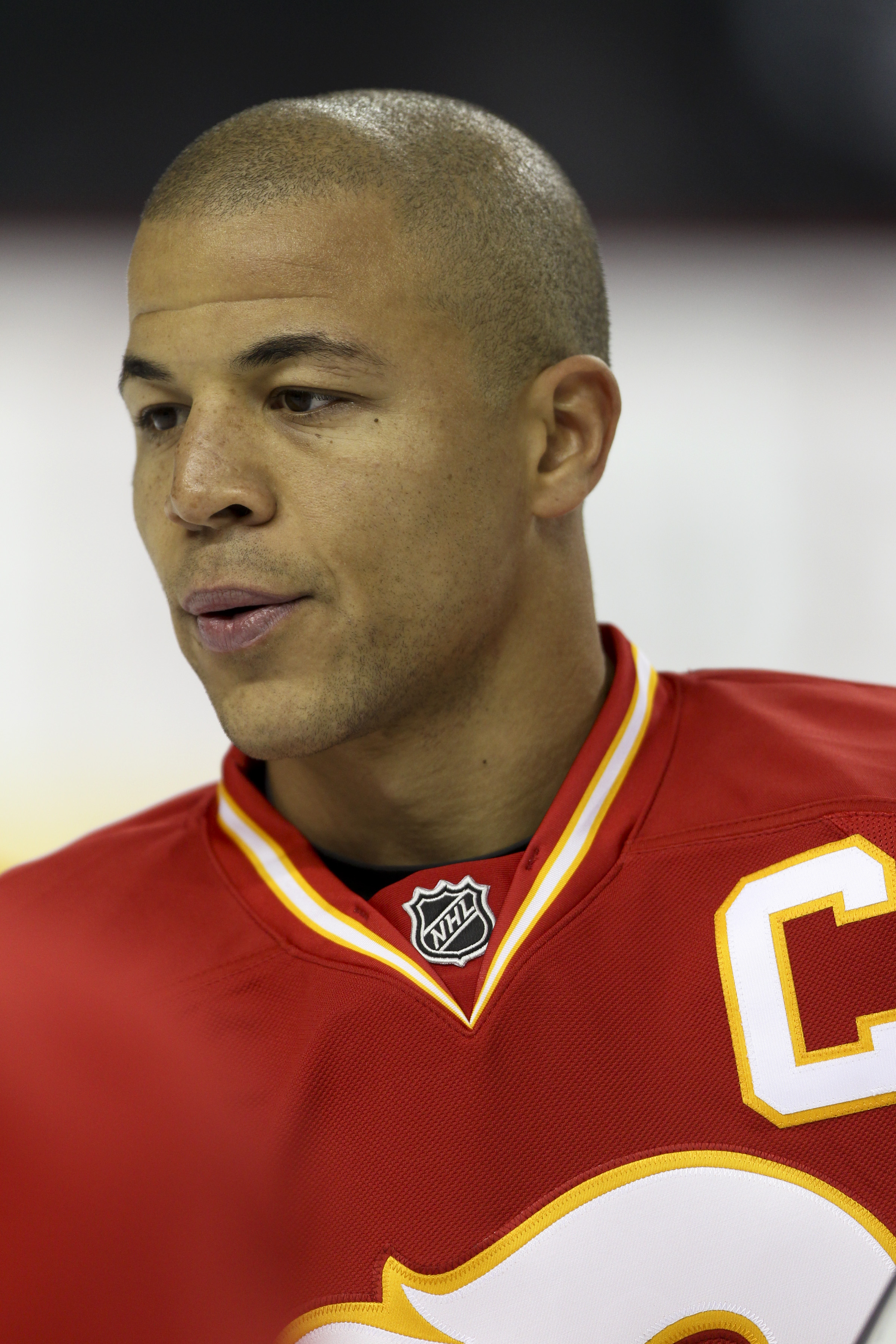 CALGARY, CANADA - OCTOBER 10:  Jarome Iginla #12 of the Calgary Flames during the pregame skate before playing the Los Angeles Kings in NHL action on October 10, 2010 at the Scotiabank Saddledome in Calgary, Alberta, Canada. (Photo by Mike Ridewood/Getty