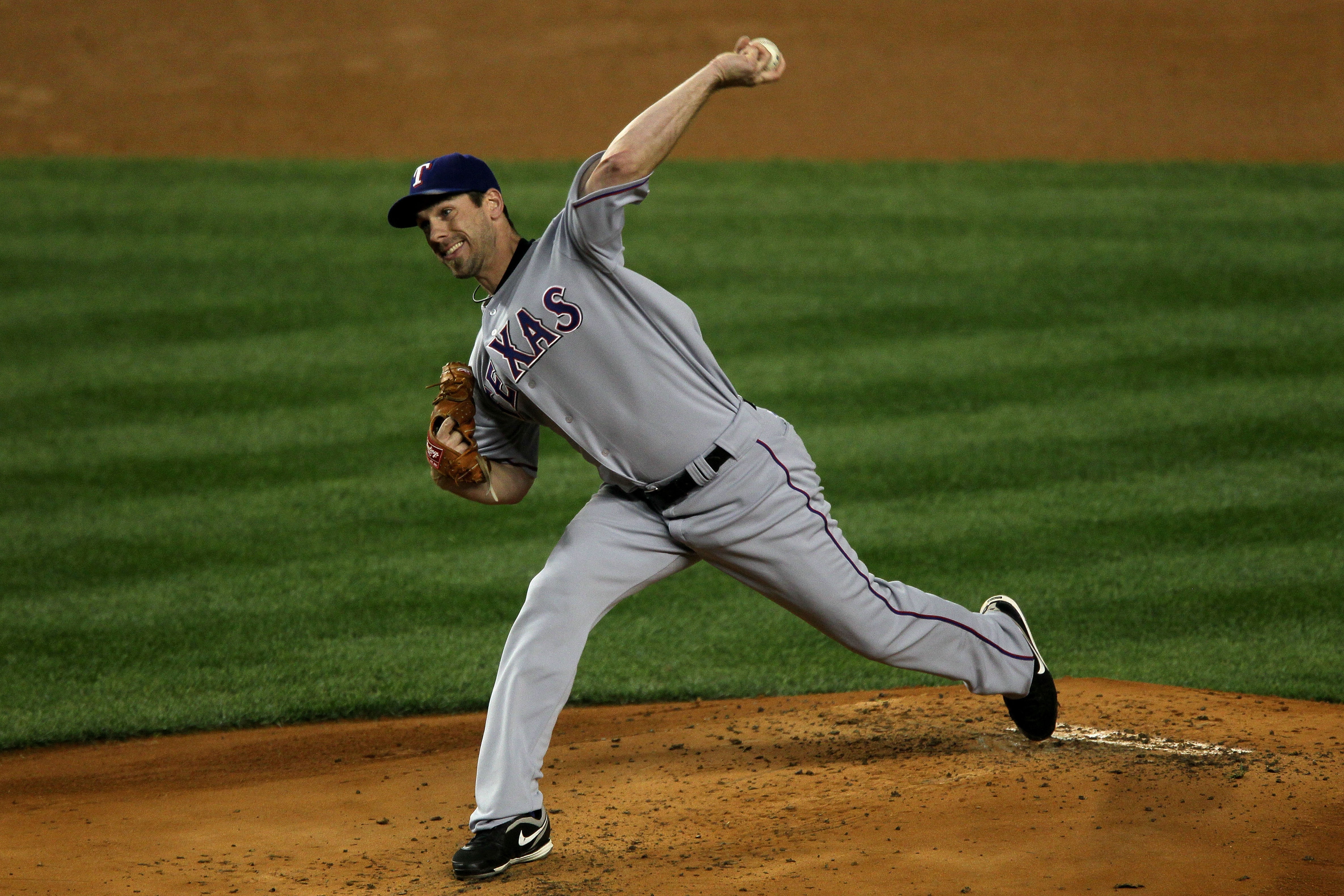MLB Playoffs: The secret of Texas Rangers left-hander Cliff Lee's