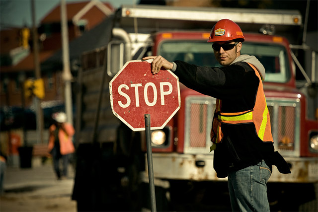 A construction worker with a Stop sign slows cars down, so defensive lines will slow down as well, right?