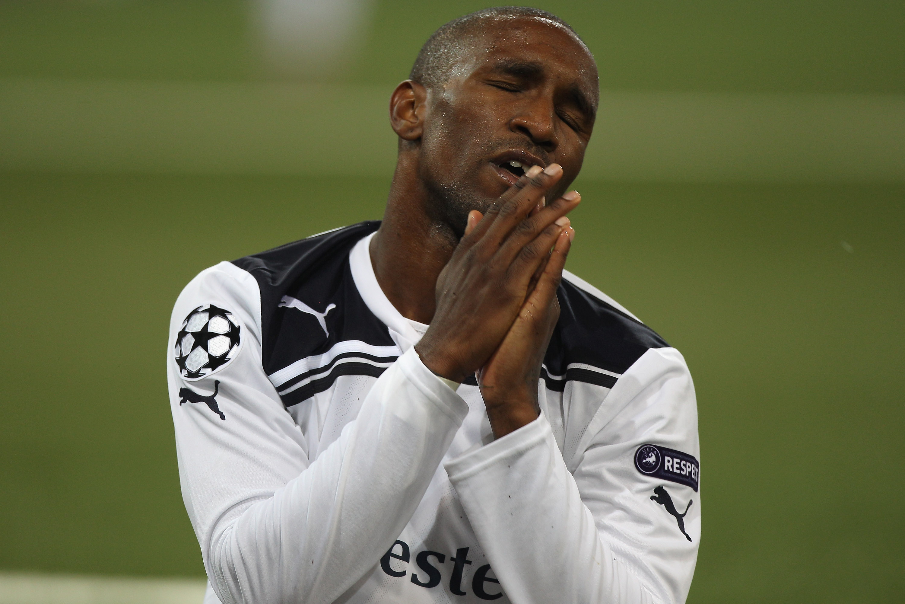 BERNE, SWITZERLAND - AUGUST 17:  Jermain Defoe of Tottenham rues a missed chance during the UEFA Champions League Play-Off first leg match between BSC Young Boys and Tottenham Hotspur at the Stade de Suisse on August 17, 2010 in Berne, Switzerland.  (Phot