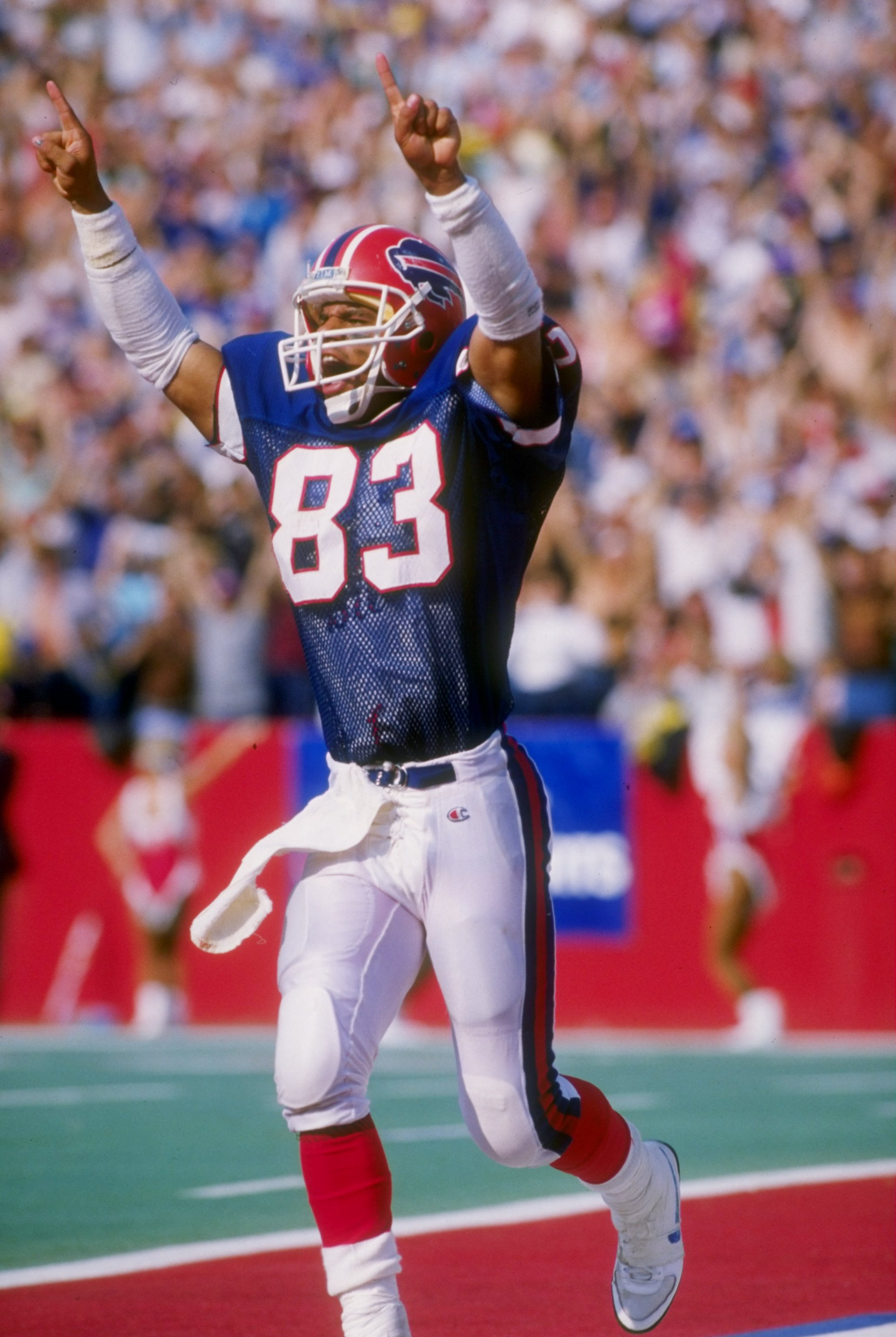 Buffalo Bills wide receiver Andre Reed (83) makes his 900th career