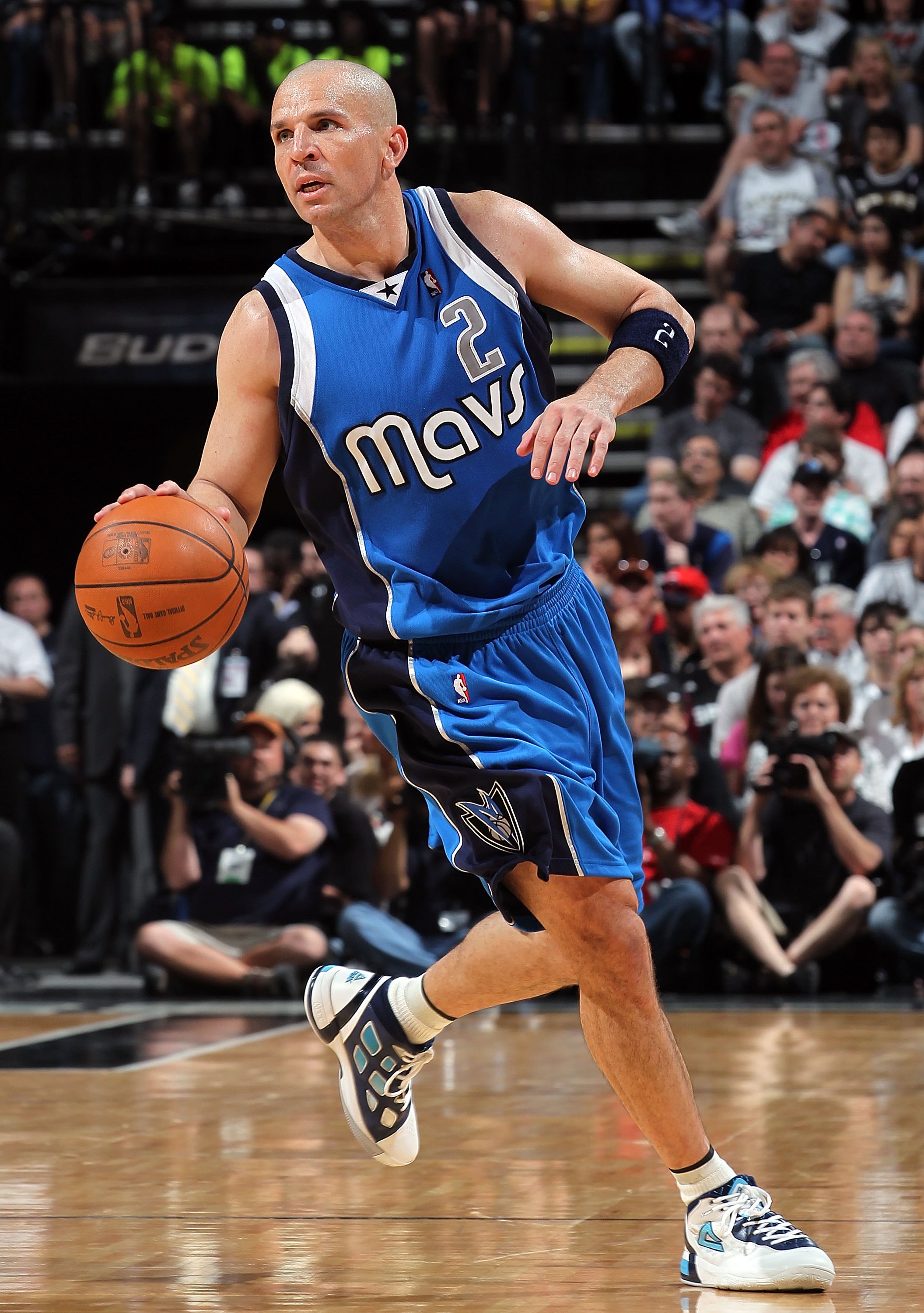 SAN ANTONIO - APRIL 25:  Jason Kidd #2 of the Dallas Mavericks in Game Four of the Western Conference Quarterfinals during the 2010 NBA Playoffs at AT&T Center on April 25, 2010 in San Antonio, Texas. NOTE TO USER: User expressly acknowledges and agrees t