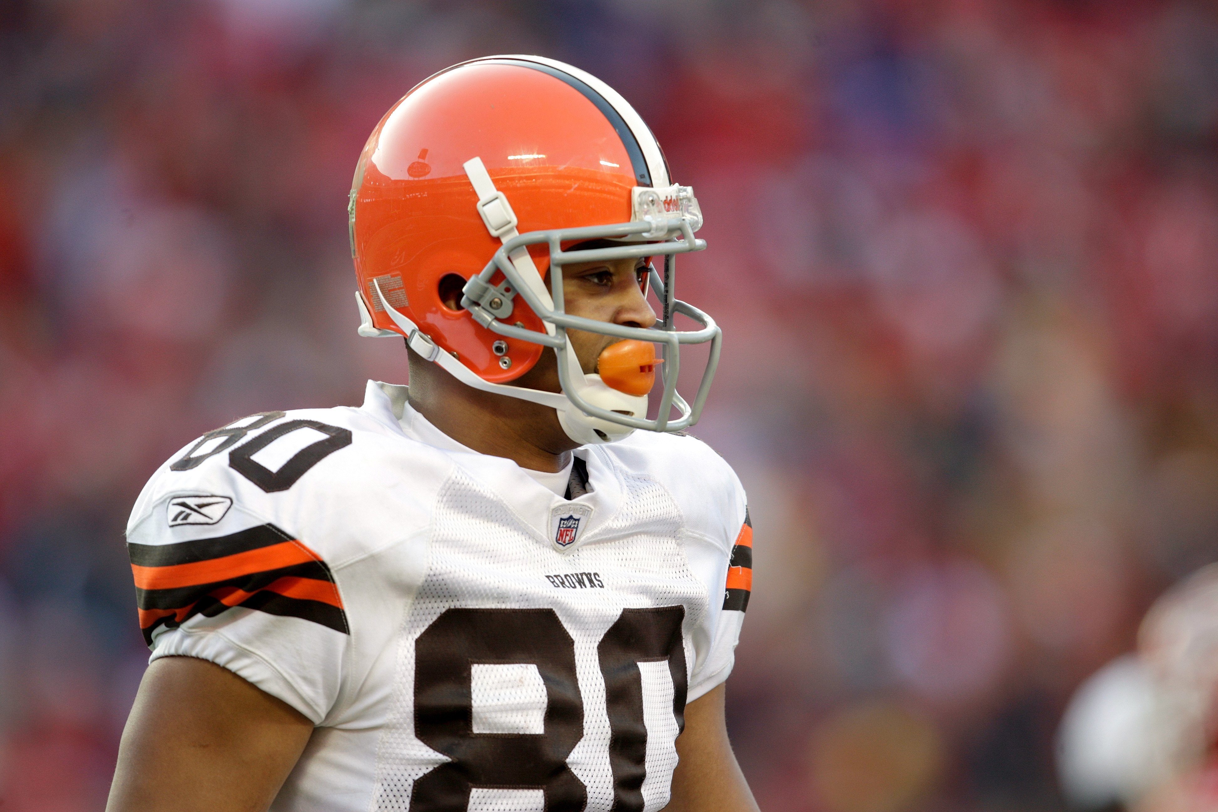 Ex-Cleveland Browns punter Reggie Hodges turns to writing