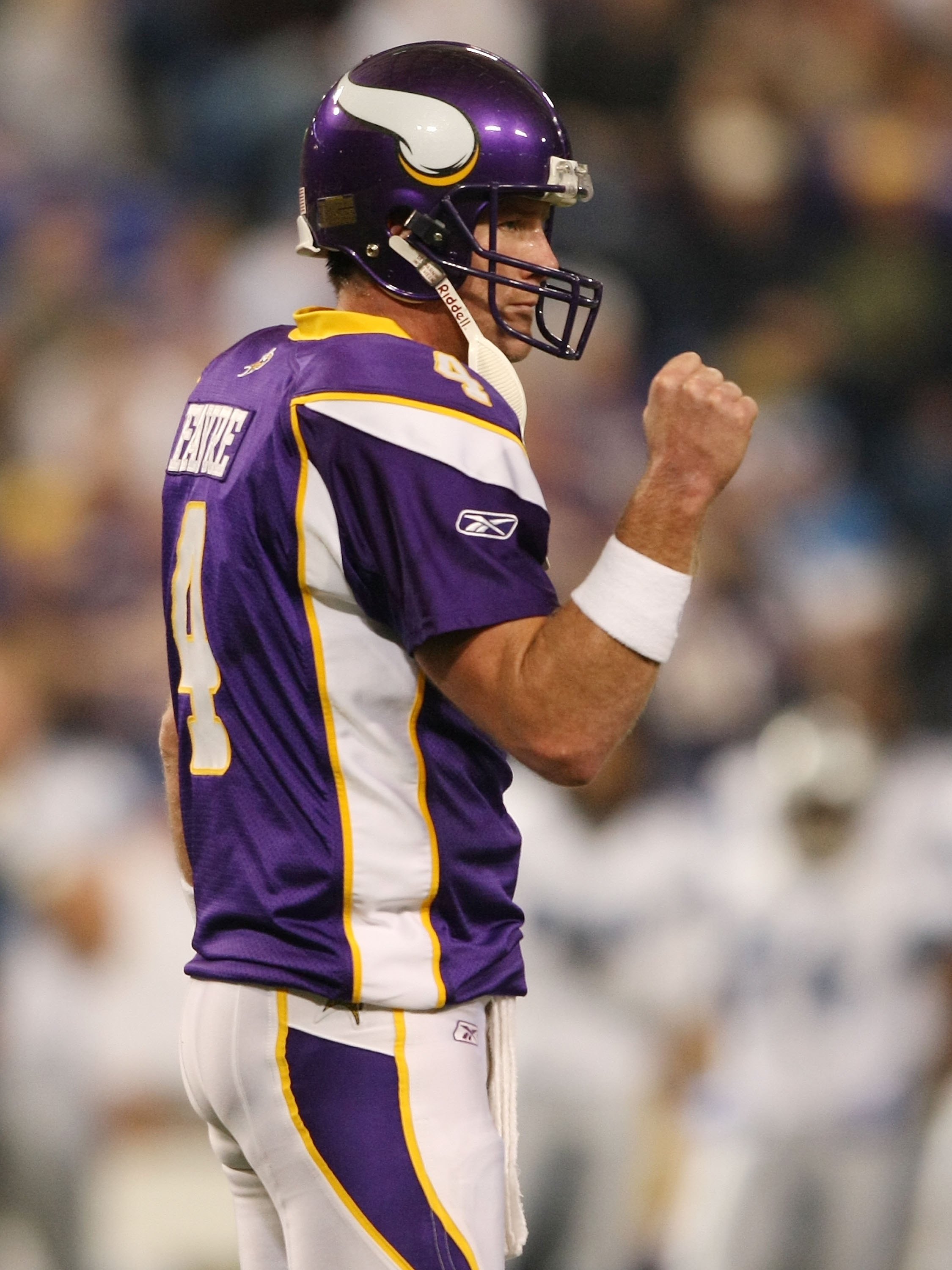 Shooter Now: Brother predicts Favre's return to Vikings; Brett's nephew  carries on QB tradition – Twin Cities