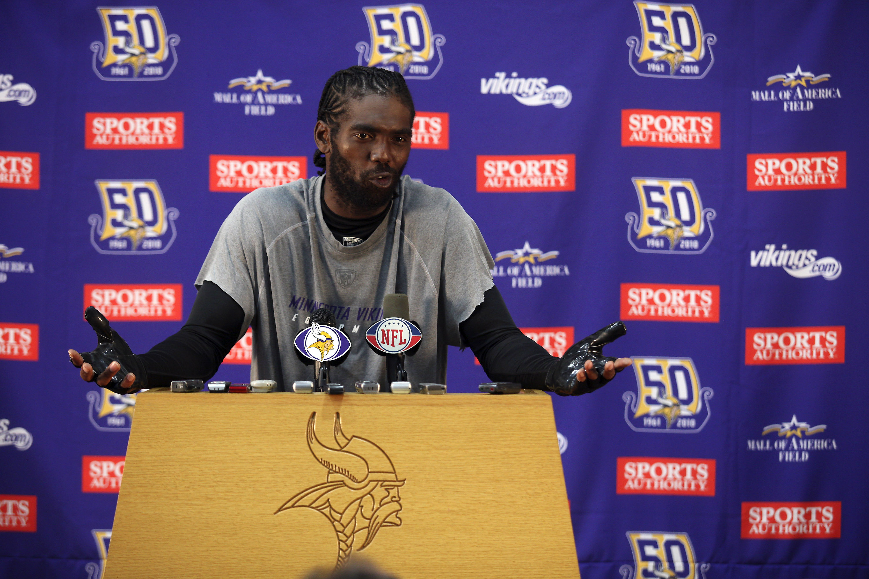 EDEN PRAIRIE, MN - OCTOBER 7:  Minnesota Vikings wide receiver Randy Moss answers questions from the media during a press conference at Winter Park on October 7, 2010 in Eden Prairie, Minnesota.  (Photo by Adam Bettcher/Getty Images)
