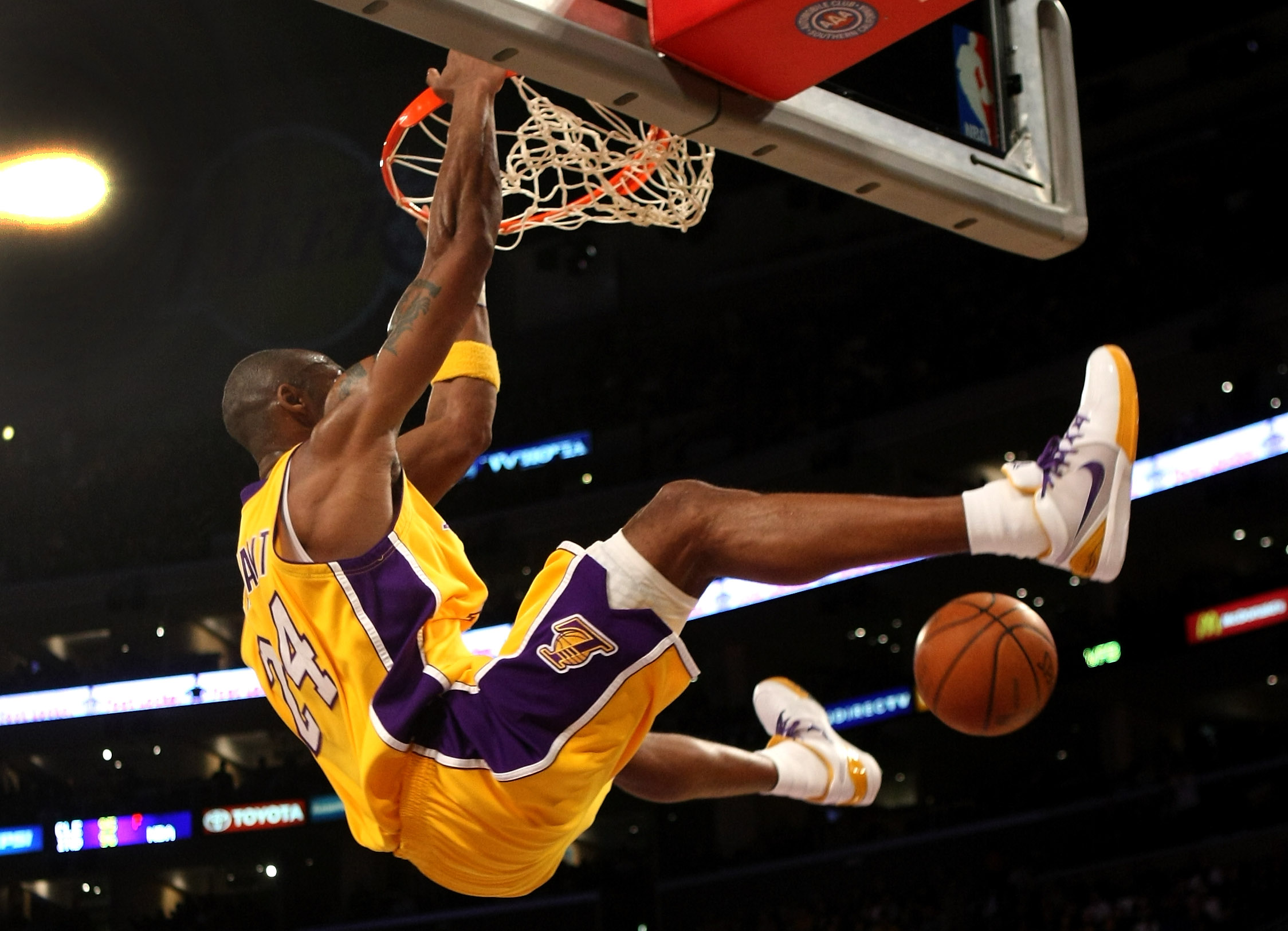 Los Angeles Lakers: 10 Bold Predictions for the 2010-2011 NBA Season