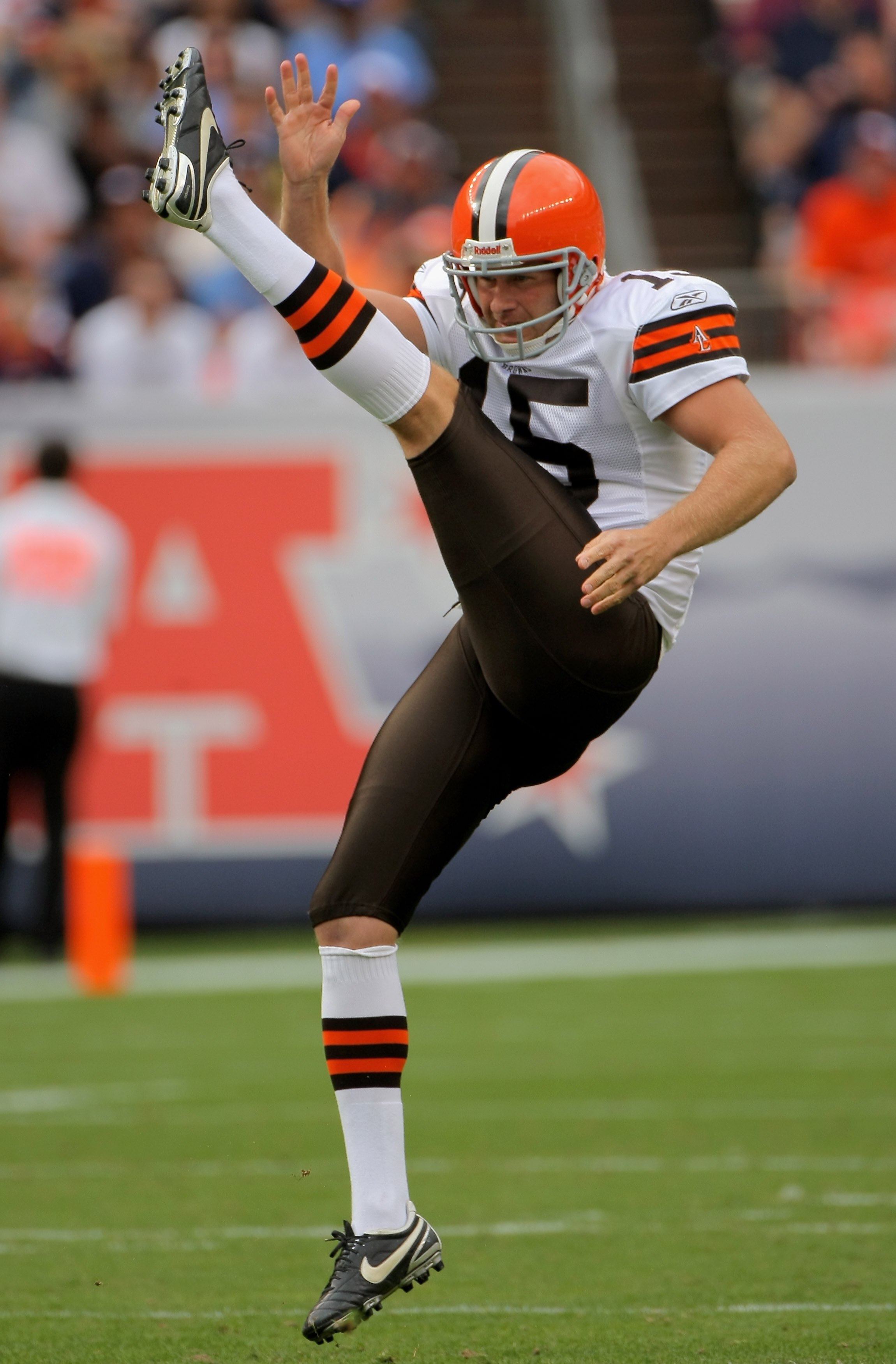 DENVER - SEPTEMBER 20:  Punter Dave Zastudil #15 of the Cleveland Browns punts the ball against the Denver Broncos during NFL action at Invesco Field at Mile High on September 20, 2009 in Denver, Colorado. The Broncos defeated the Browns 27-6.  (Photo by