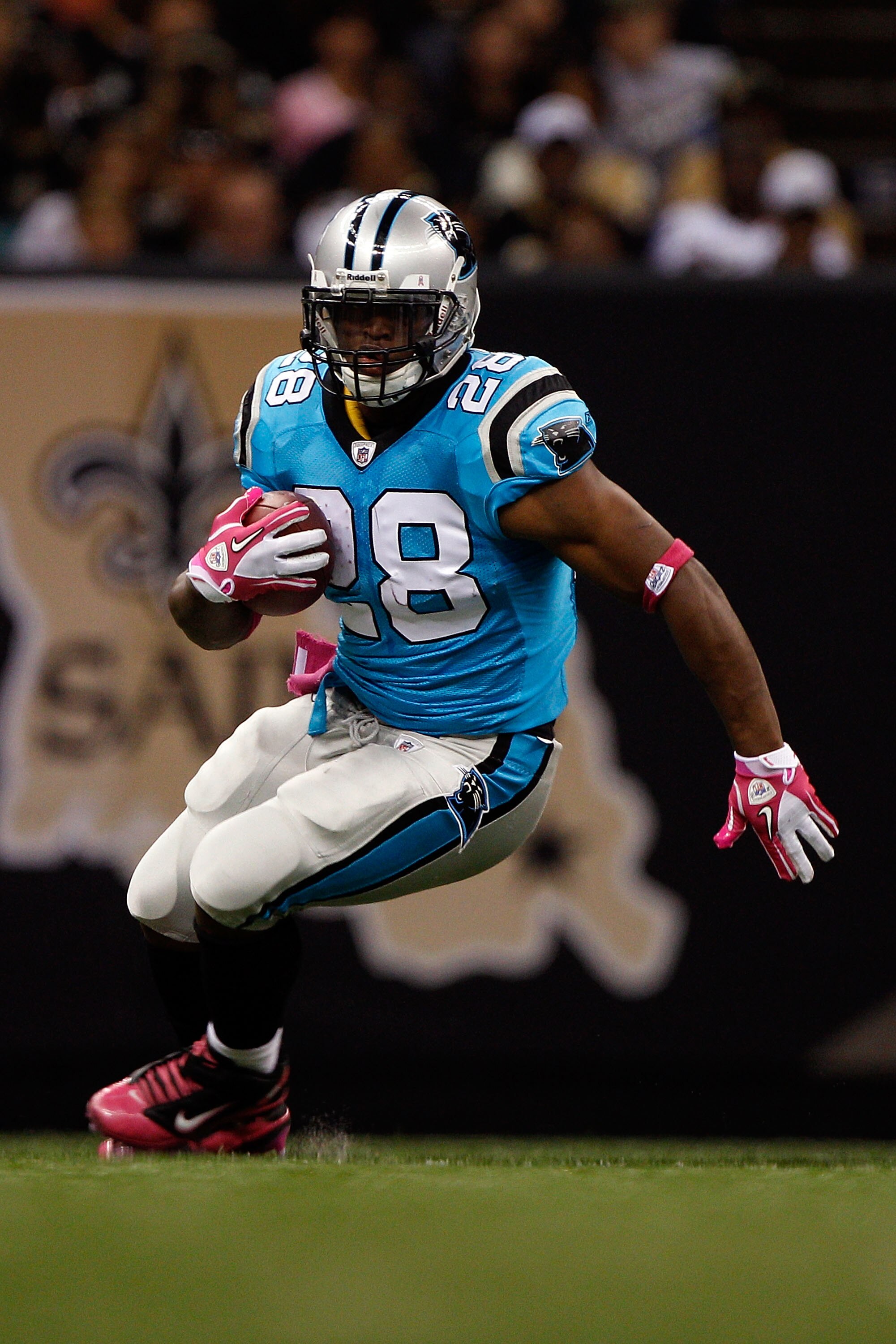 NEW ORLEANS - OCTOBER 03:  Jonathan Stewart #28 of the Carolina Panthers in action during the game against the New Orleans Saints at the Louisiana Superdome on October 3, 2010 in New Orleans, Louisiana.  (Photo by Chris Graythen/Getty Images)
