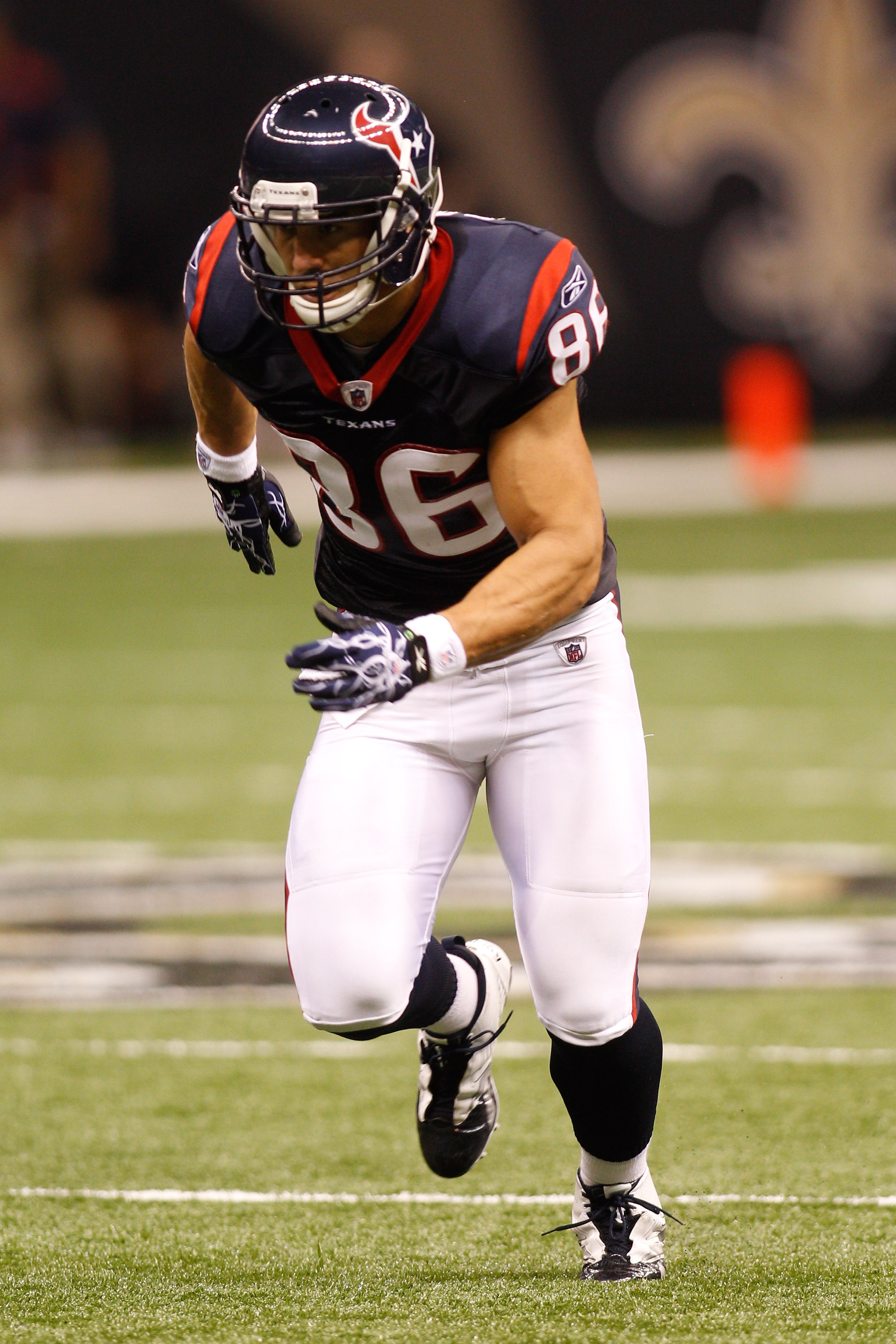 NEW ORLEANS - AUGUST 21:  James Casey #86 of the Houston Texans in action during the game against the New Orleans Saints at the Louisiana Superdome on August 21, 2010 in New Orleans, Louisiana.  (Photo by Chris Graythen/Getty Images)
