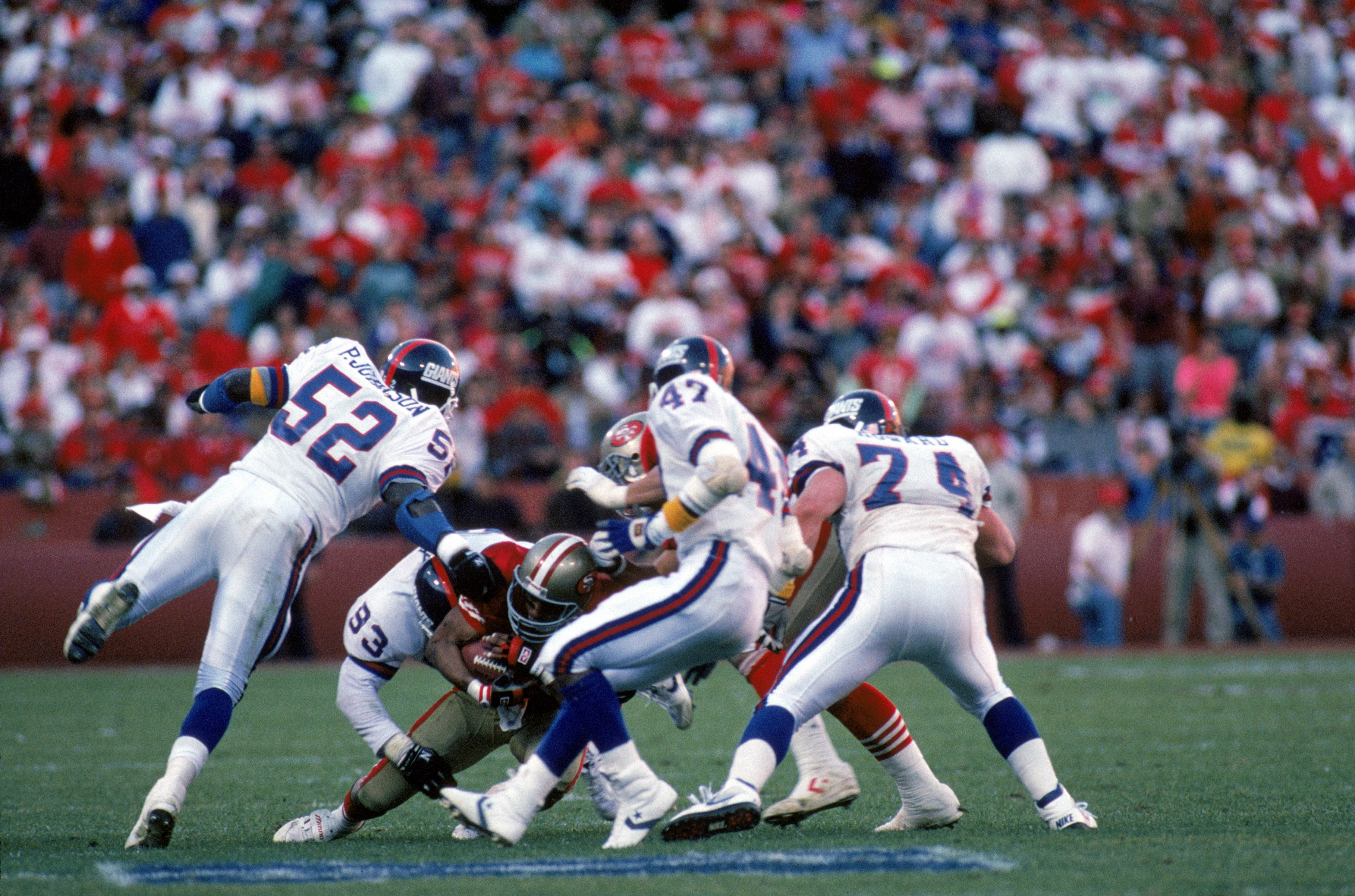 New York Giants LB Lawrence Taylor - October 17, 1986. Linebacker At  News Photo - Getty Images