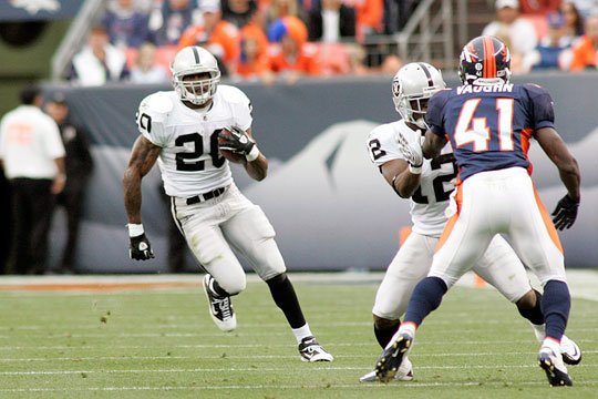 Oakland Raiders Quarterbacks Not the Focus: This Is Darren McFadden's Team!, News, Scores, Highlights, Stats, and Rumors