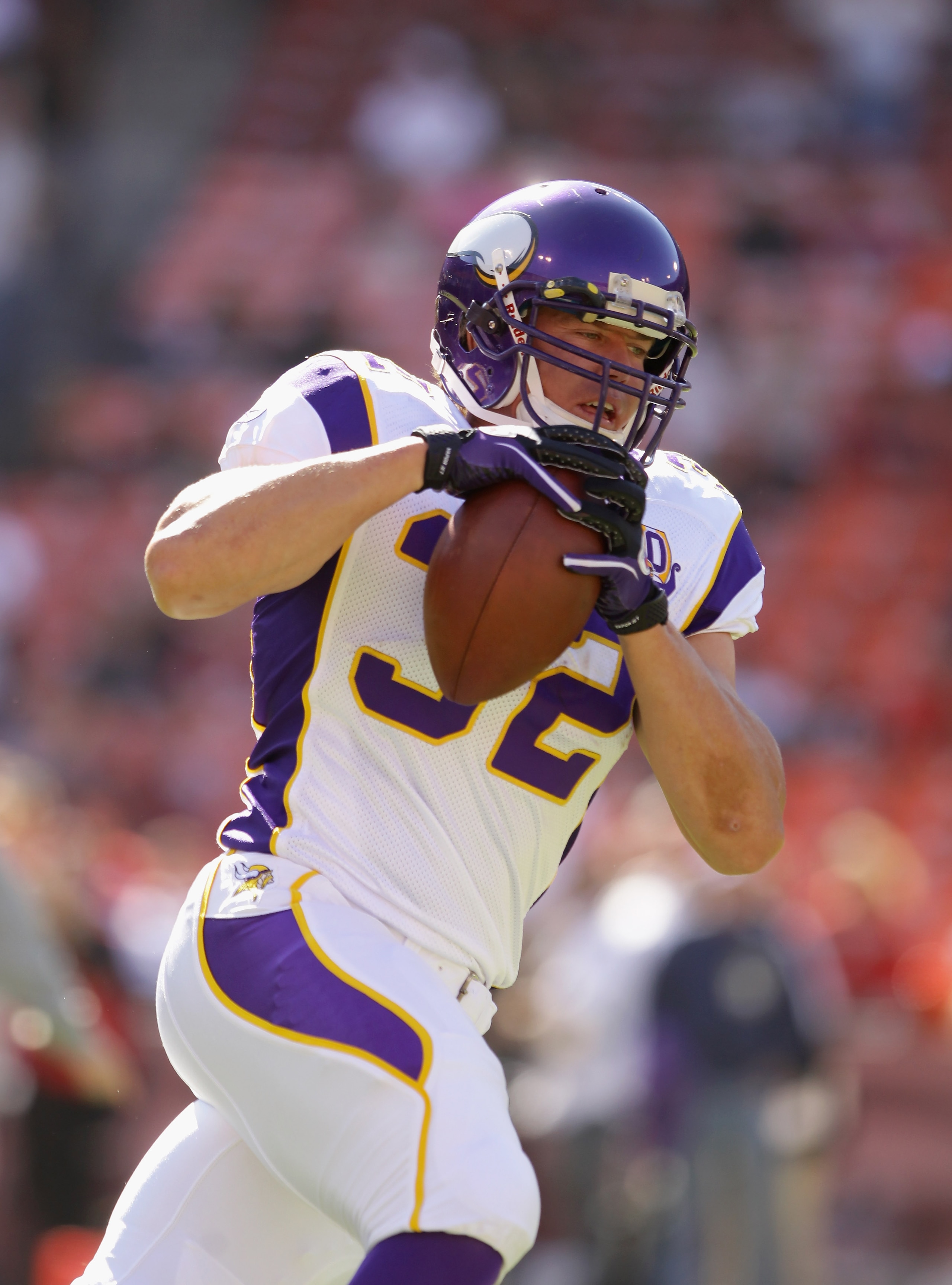 SAN FRANCISCO - AUGUST 22: Toby Gerhart #32 of the Minnesota Vikings warms up before their preseason game against the San Francisco 49ers at Candlestick Park on August 22, 2010 in San Francisco, California. (Photo by Ezra Shaw/Getty Images) SAN FRANCISCO - AUGUST 22: Toby Gerhart #32 of the Minnesota Vikings warms up before their preseason game against the San Francisco 49ers at Candlestick Park on August 22, 2010 in San Francisco, California. (Photo by Ezra Shaw/Getty Images)