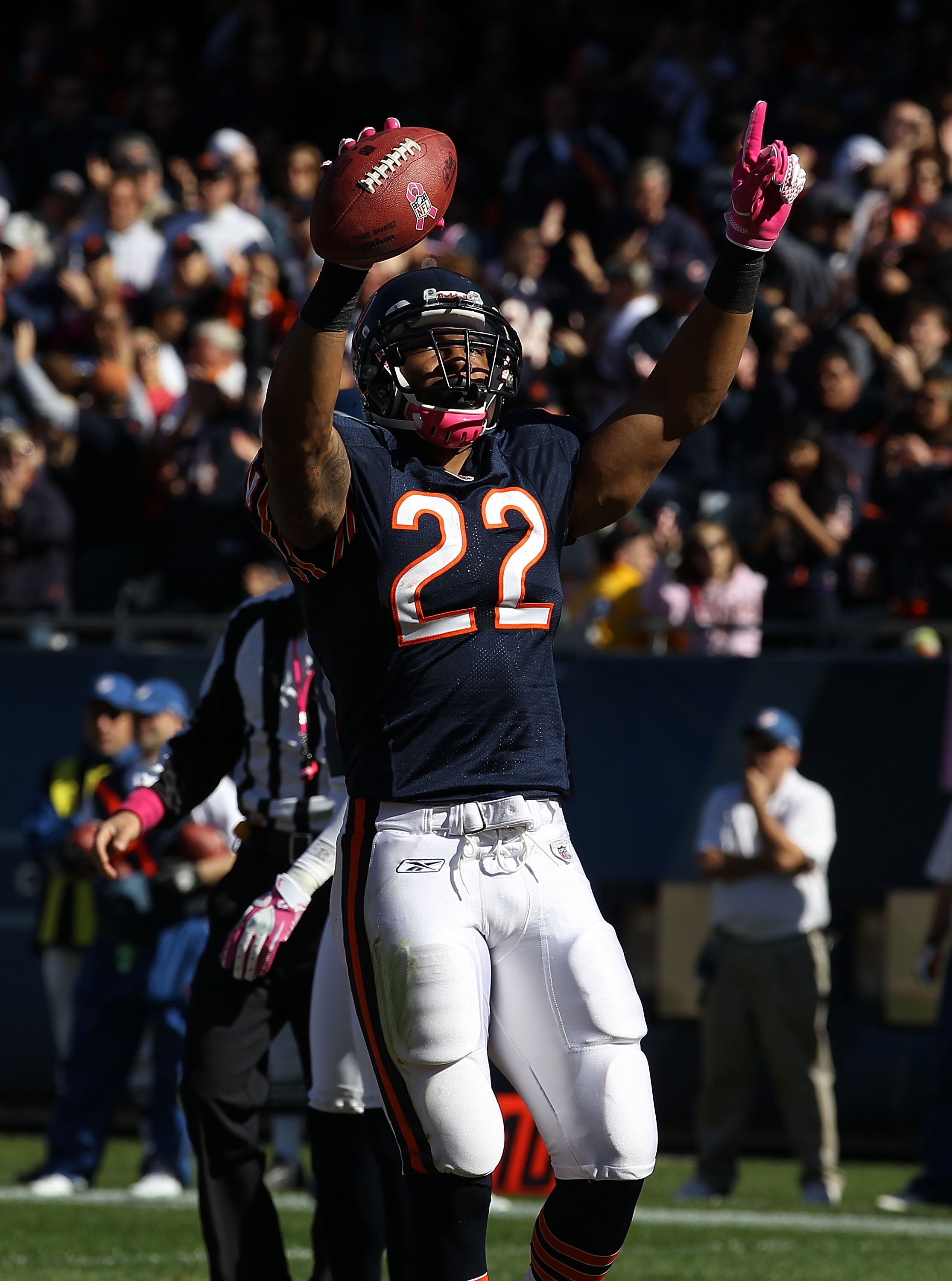 CHICAGO - OCTOBER 17: Matt Forte #22 of the Chicago Bears celebrates after scoring a touchdown against the Seattle Seahawks at Soldier Field on October 17, 2010 in Chicago, Illinois. The Seahawks defeated the Bears 23-20. (Photo by Jonathan Daniel/Getty I