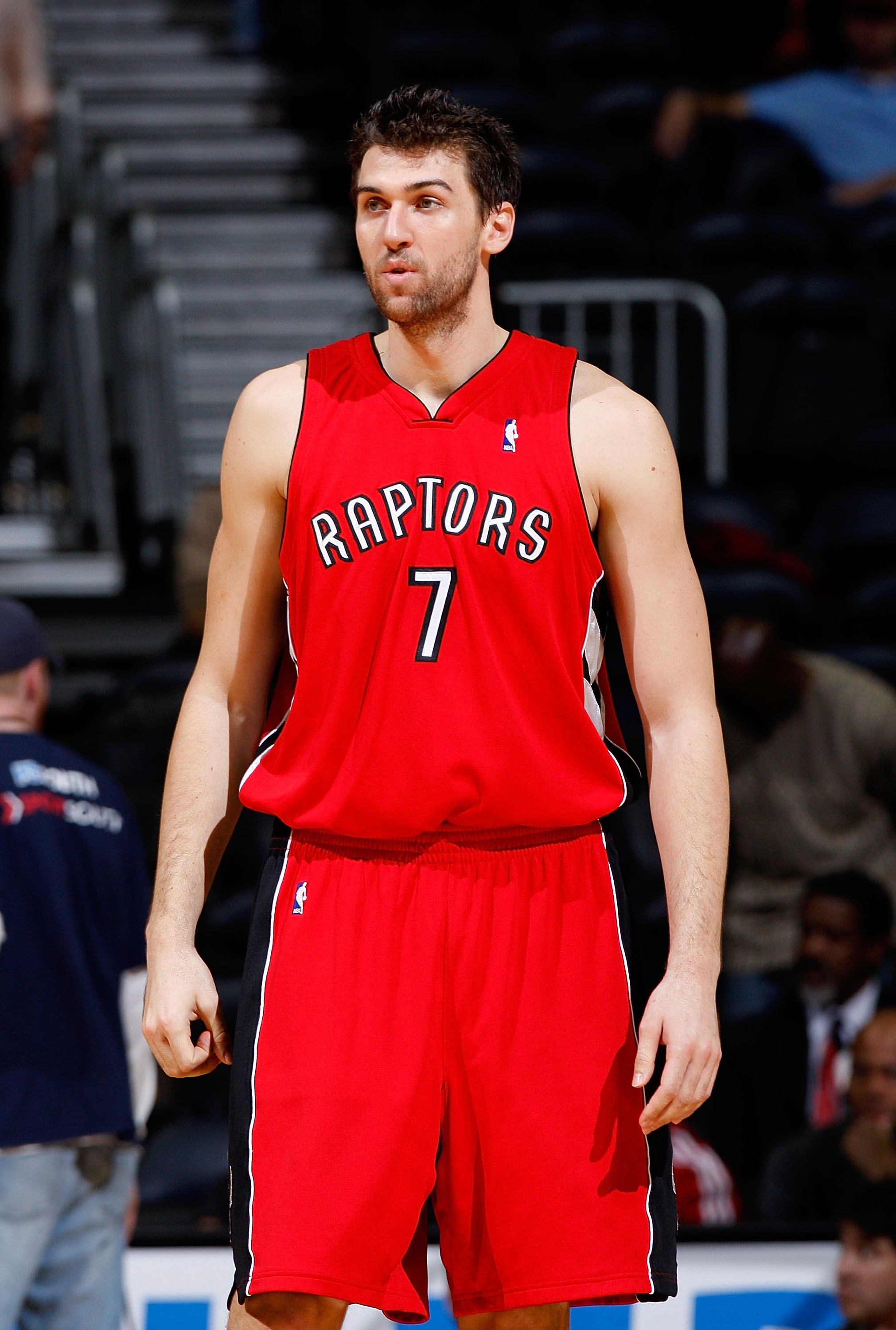 Serge Ibaka scores 23, Raptors win Game 1, beat Wizards 114-106