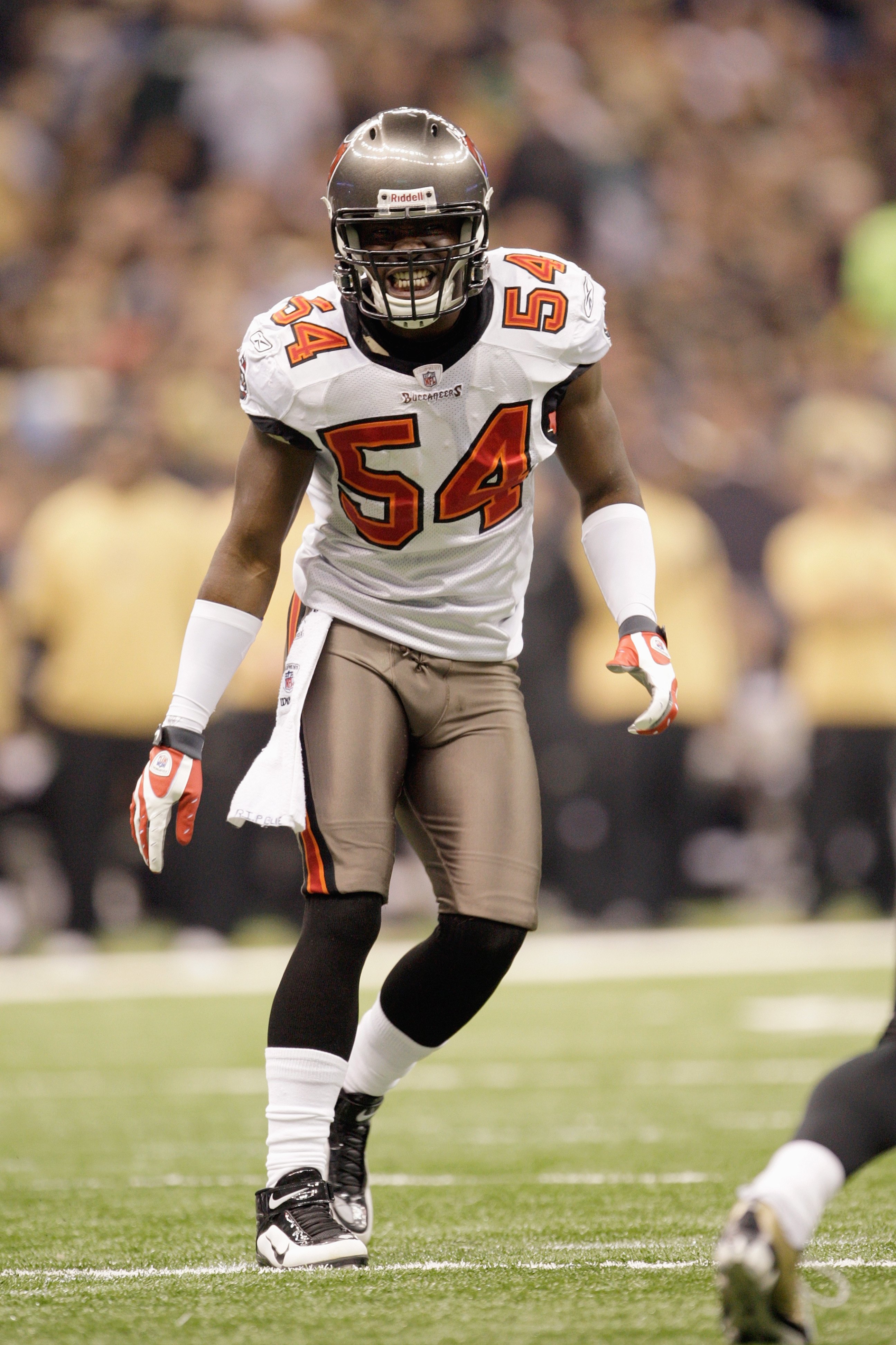 NEW ORLEANS - DECEMBER 27: Geno Hayes #54 of the Tampa Bay Buccaneers moves on the field during the game against the New Orleans Saints at the Louisiana Superdome on December 27, 2009 in New Orleans, Louisiana. (Photo by Jamie Squire/Getty Images)