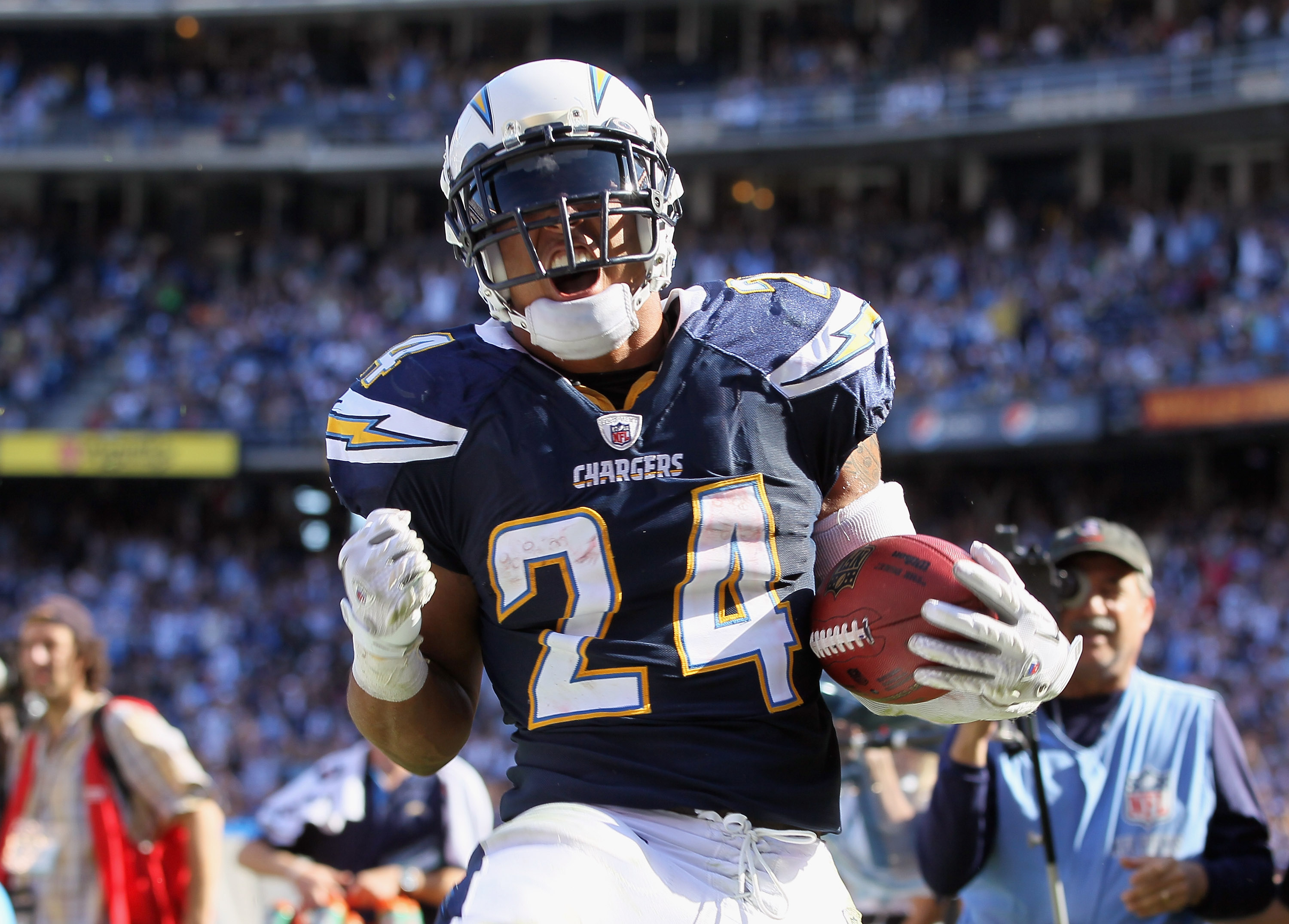 SAN DIEGO - OCTOBER 31:  Running back Ryan Mathews #24 of the San Diego Chargers celebrates after scoring a touchdown in the second quarter against the Tennessee Titans at Qualcomm Stadium on October 31, 2010 in San Diego, California.  (Photo by Jeff Gros