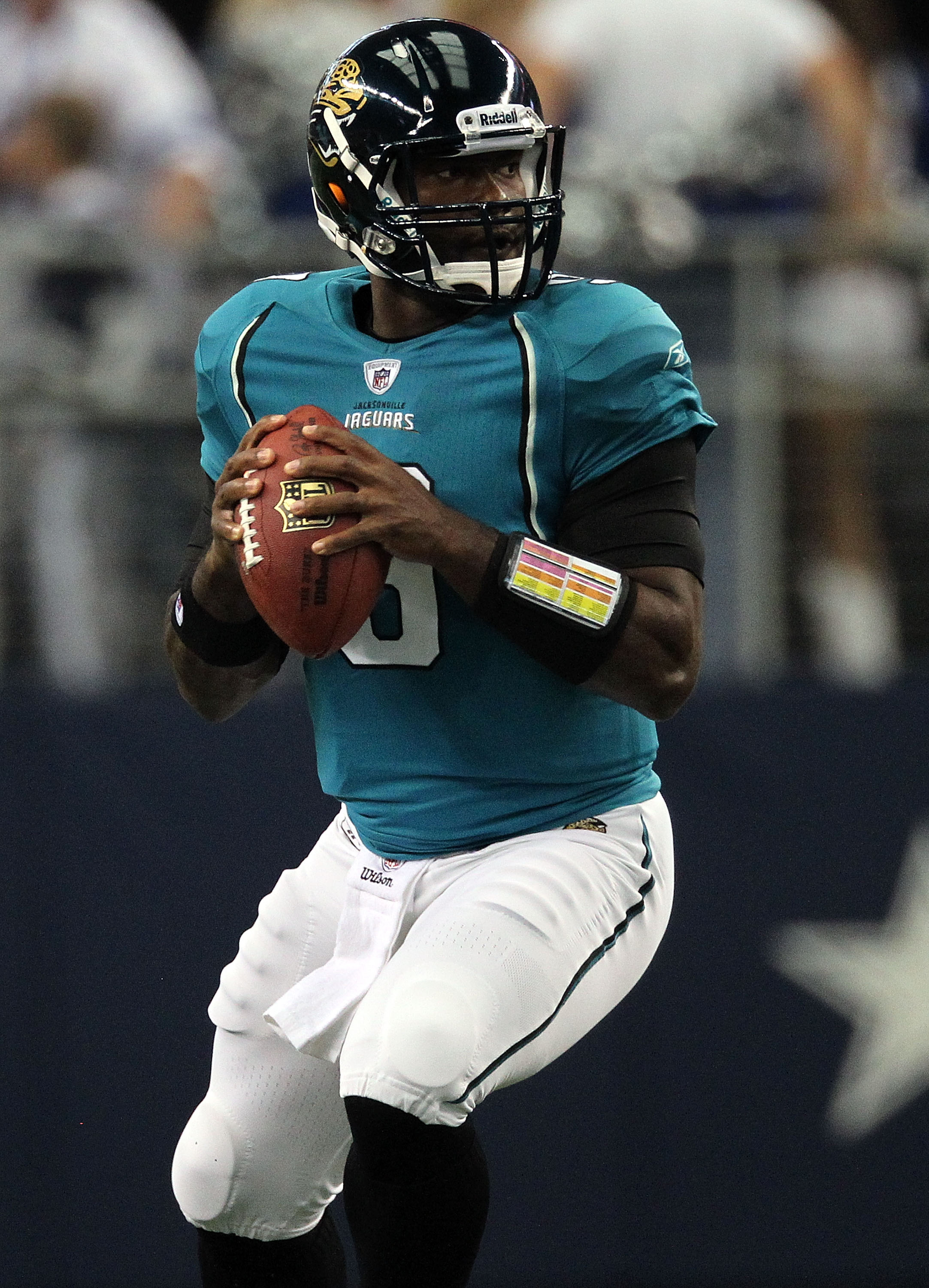 David Garrard of the Jacksonville Jaguars drops back to pass during News  Photo - Getty Images