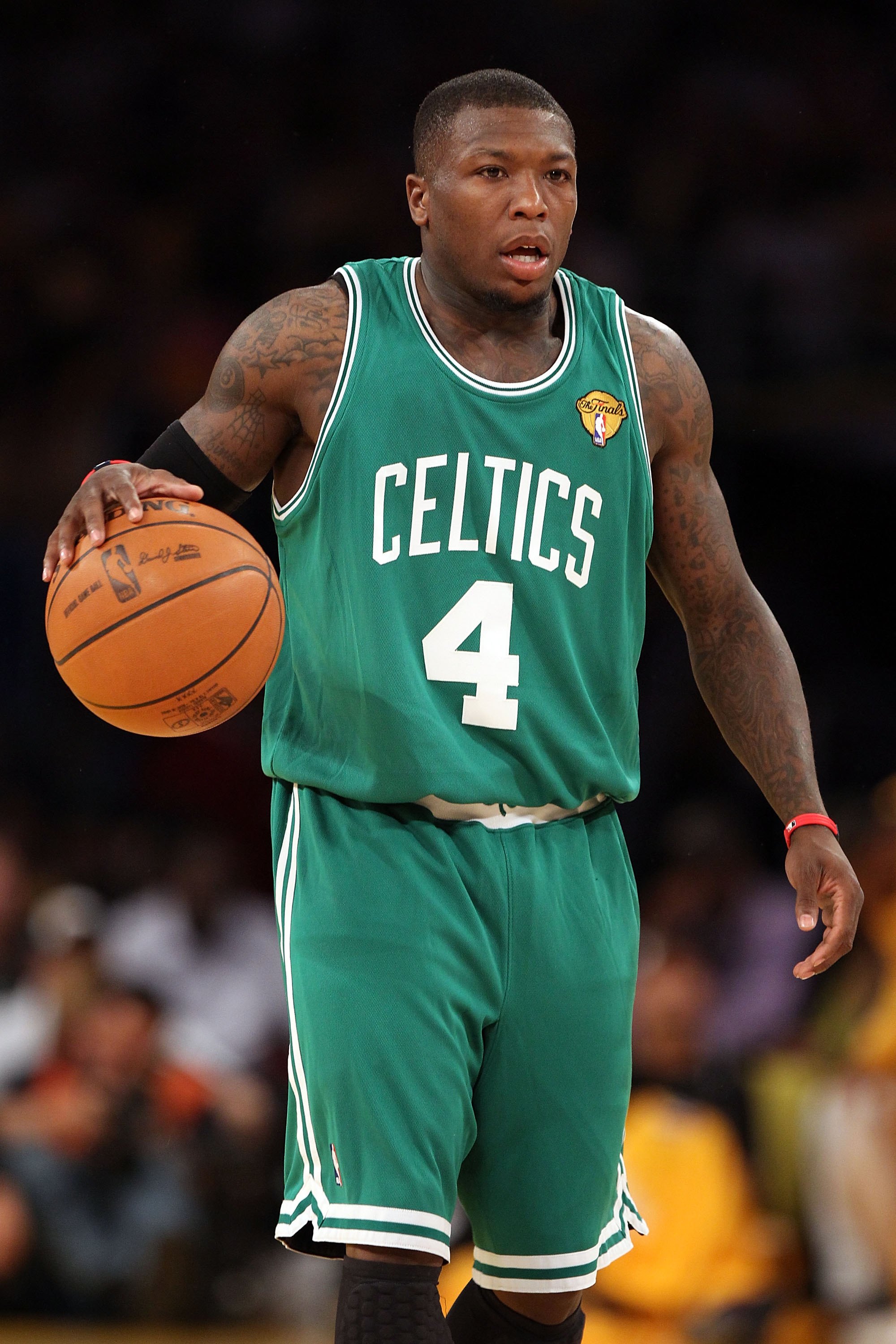 LOS ANGELES, CA - JUNE 15: Nate Robinson #4 of the Boston Celtics moves the ball while taking on the Los Angeles Lakers in Game Six of the 2010 NBA Finals at Staples Center on June 15, 2010 in Los Angeles, California. NOTE TO USER: User expressly acknow