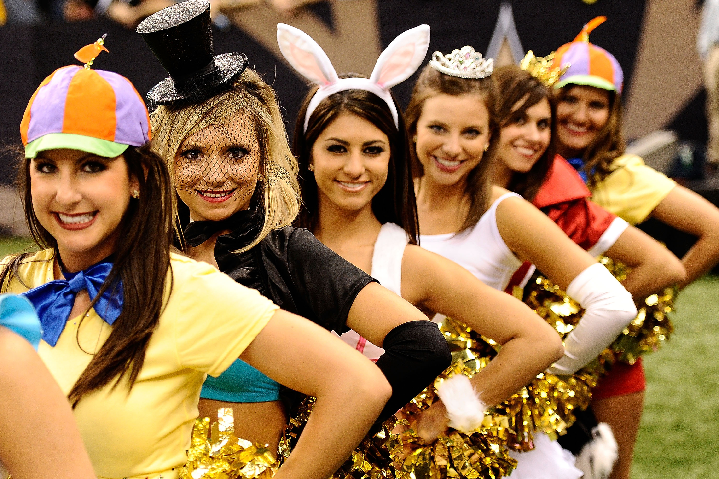 New Orleans Saints fans dress in costumes for Halloween during the game  against the Pittsburgh Steelers at the Louisiana Superdome October 31,  2010, in New Orleans.. UPI/A.J. Sisco Stock Photo - Alamy