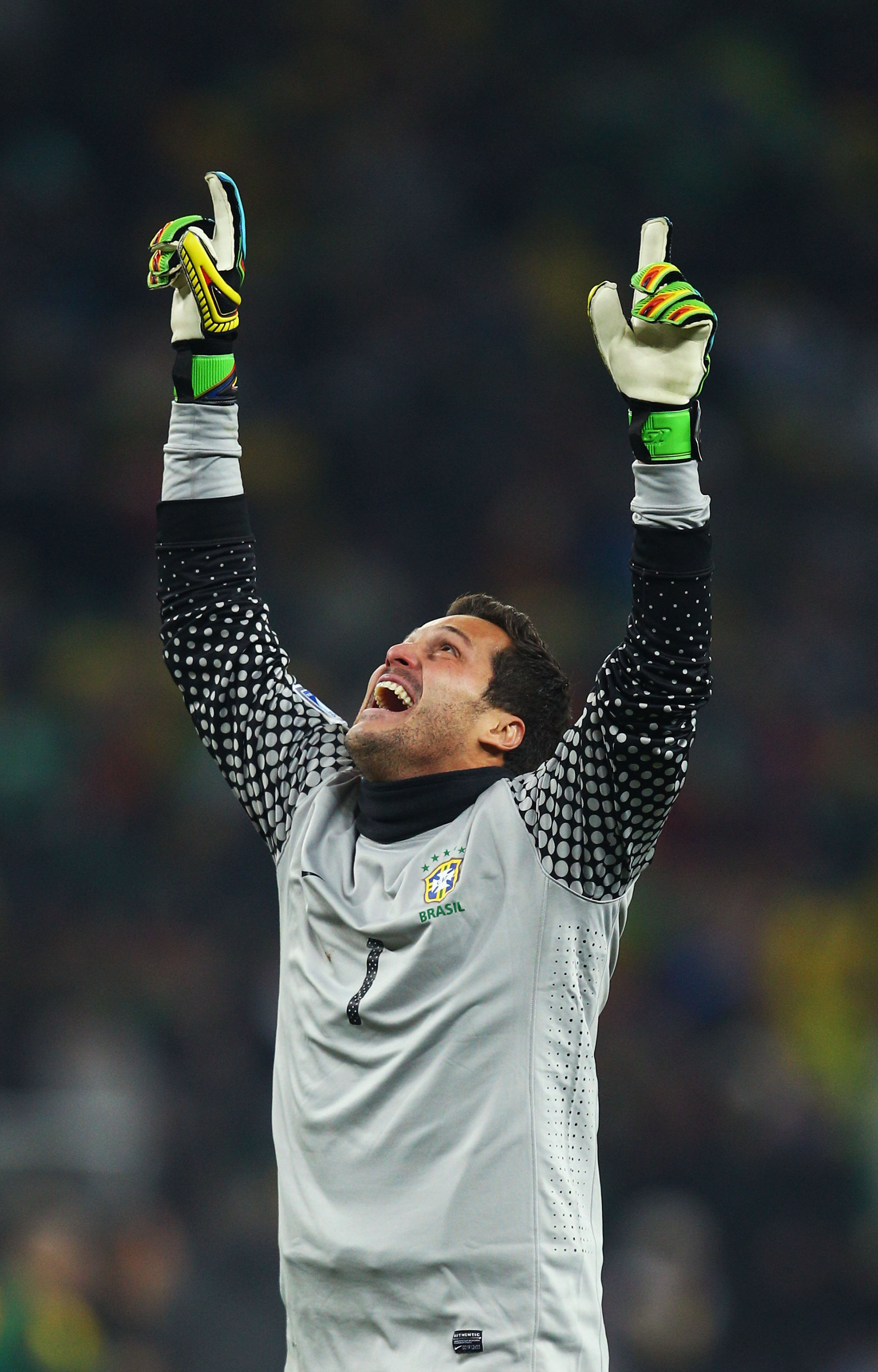 Brazil goalkeeper Julio Cesar clears the ball during a 2010 FIFA World Cup  match against Côte d'Ivoire at Soccer City Stadium Stock Photo - Alamy