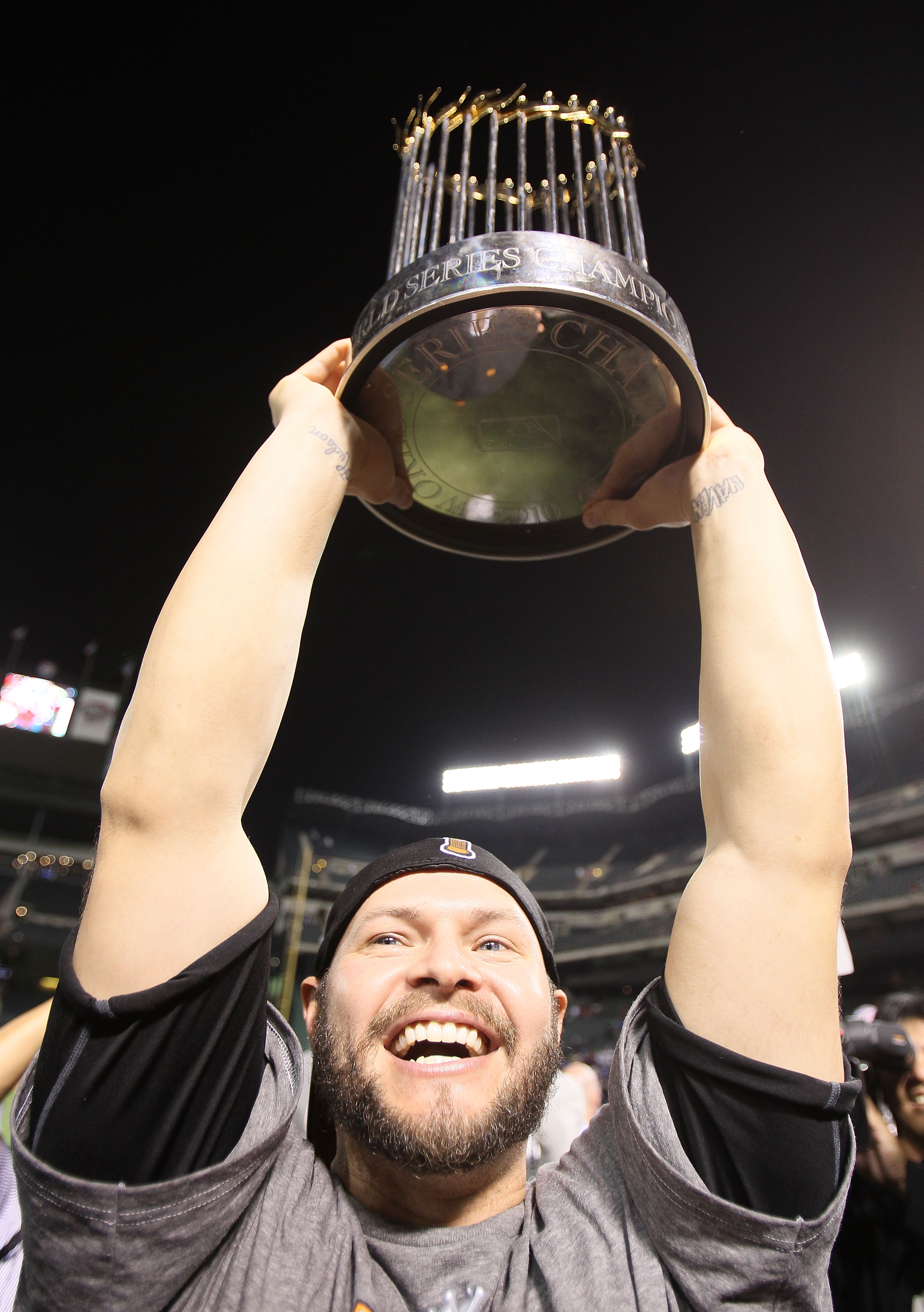 Fans line up to see the S.F. Giants' World Series trophies in Reno