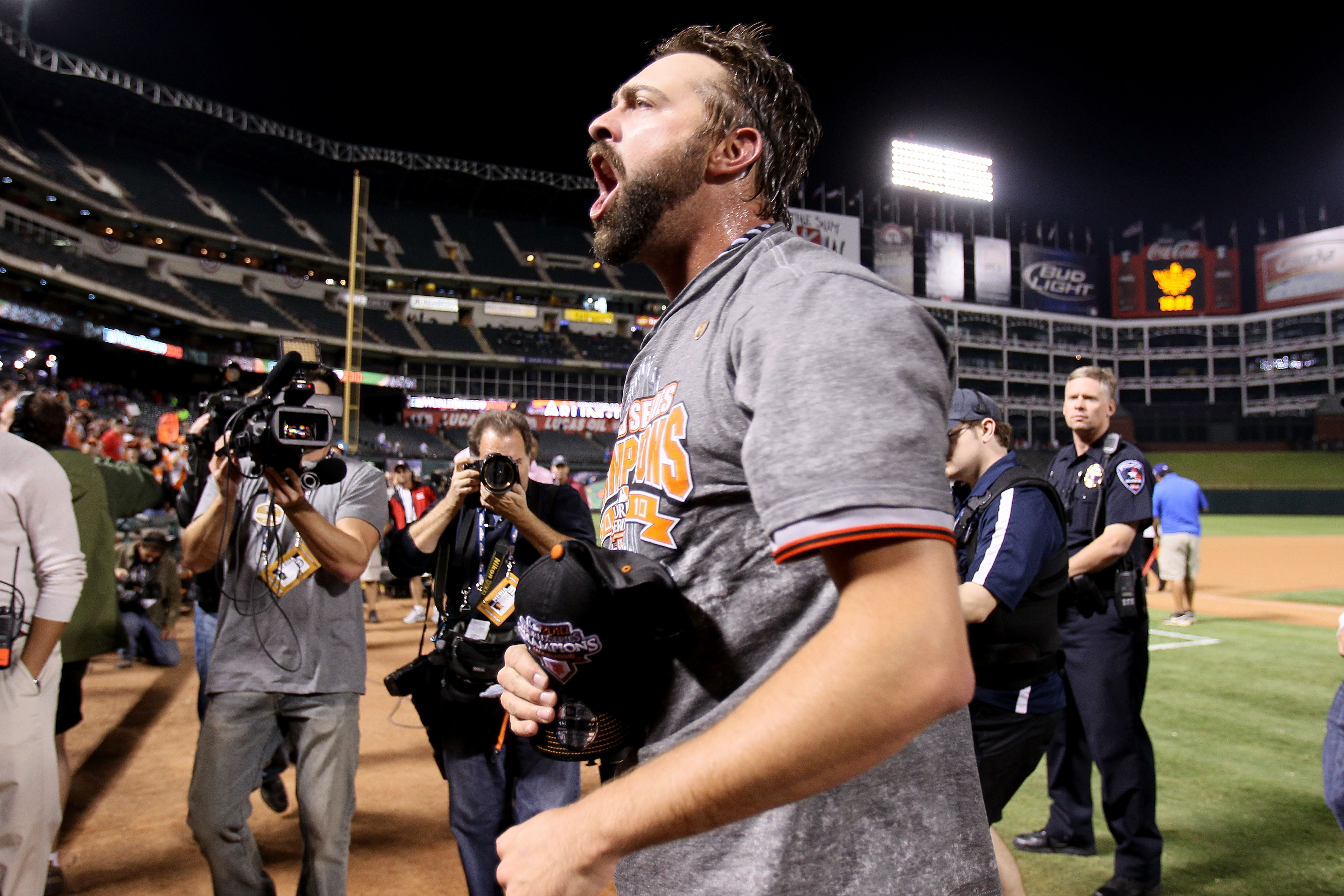 San Francisco Giants Brian Wilson (38) celebrates by jumping up on