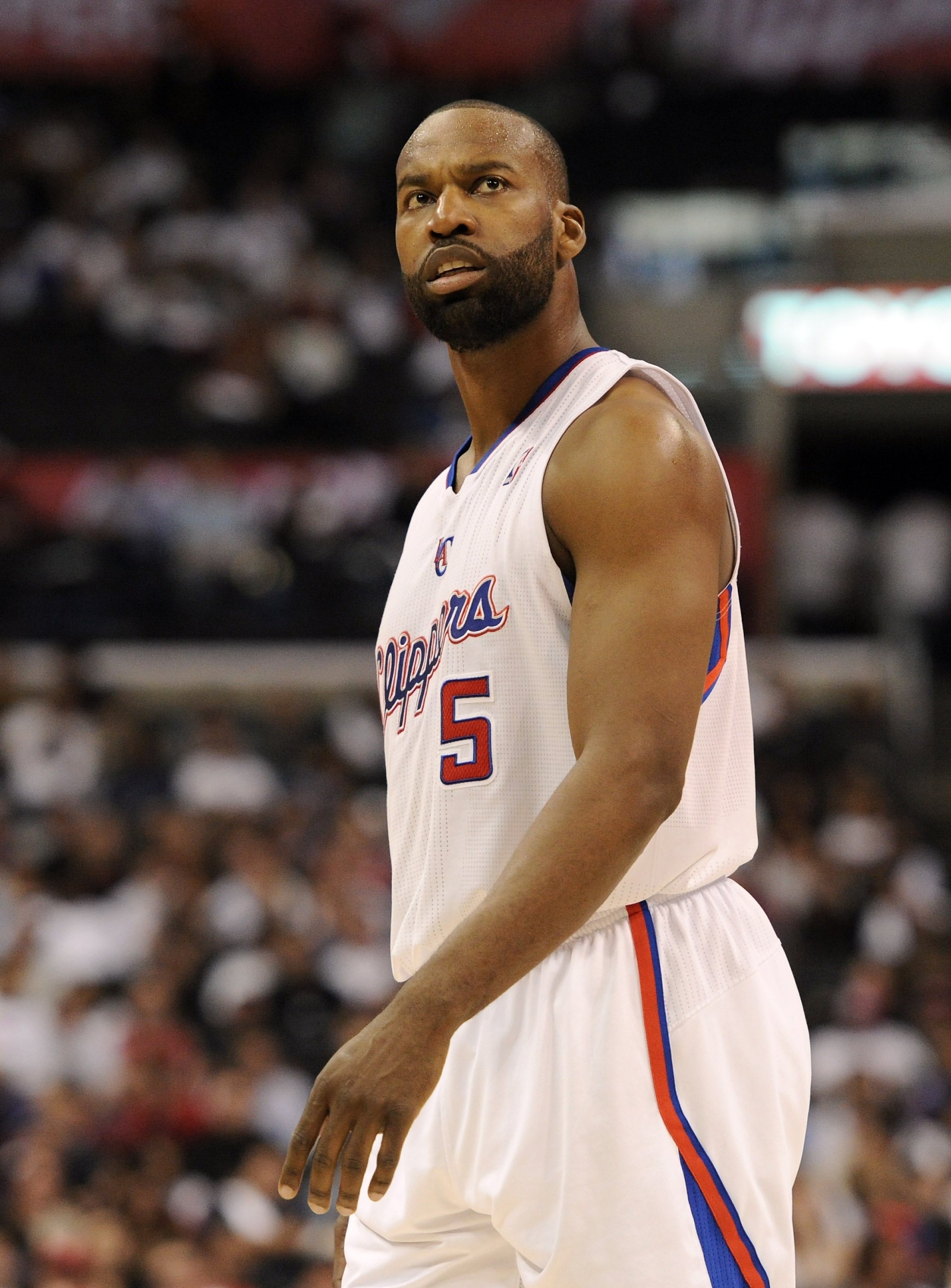 LOS ANGELES, CA - OCTOBER 27:  Baron Davis #5 of the Los Angeles Clippers reacts as he leaves the floor during a 98-88 loss to the Portland Trail Blazers at Staples Center on October 27, 2010 in Los Angeles, California. NOTE TO USER: User expressly acknow