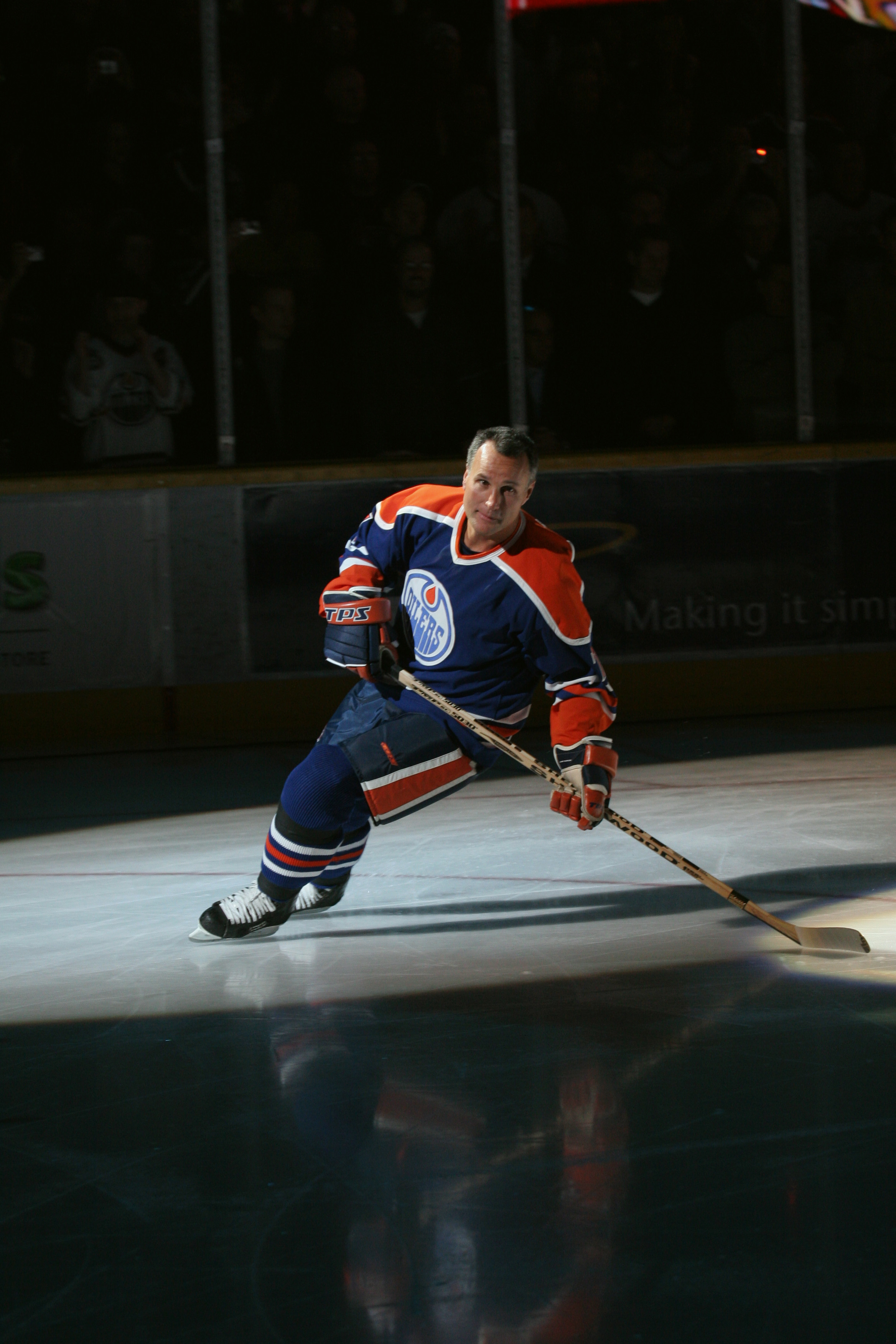 EDMONTON, CANADA - OCTOBER 18:  Edmonton Oiler great Paul Coffey takes a final skate around the ice after his number 7 banner was raised to the rafters during a special ceremony before the game against the Phoenix Coyotes on October 18, 2005 at Rexall Pla