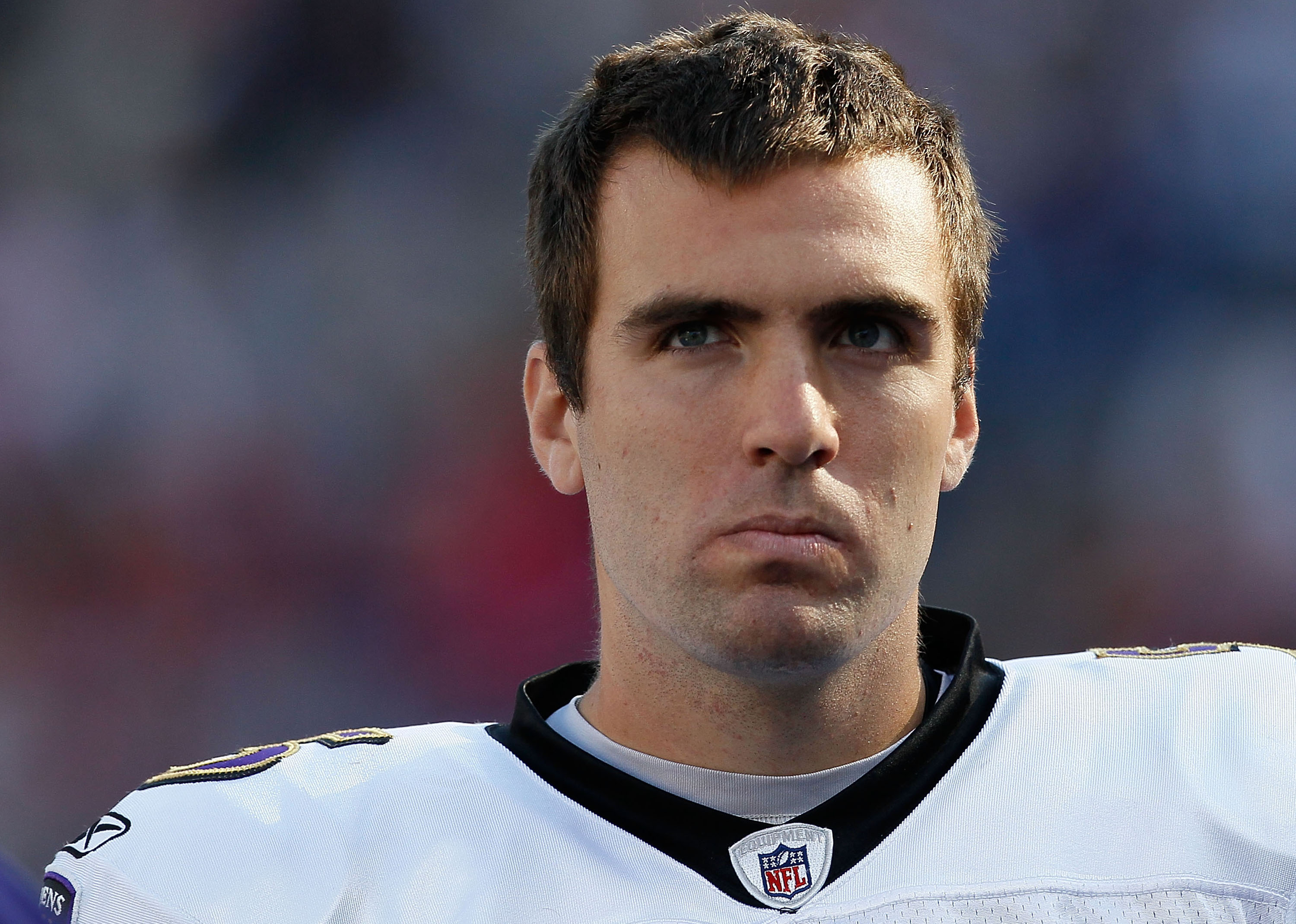 FOXBORO, MA - OCTOBER 17:  Joe Flacco #5 of the Baltimore Ravens paces the sideline in the second half during a game against the New England Patriots before a game at  at Gillette Stadium on October 17, 2010 in Foxboro, Massachusetts. (Photo by Jim Rogash