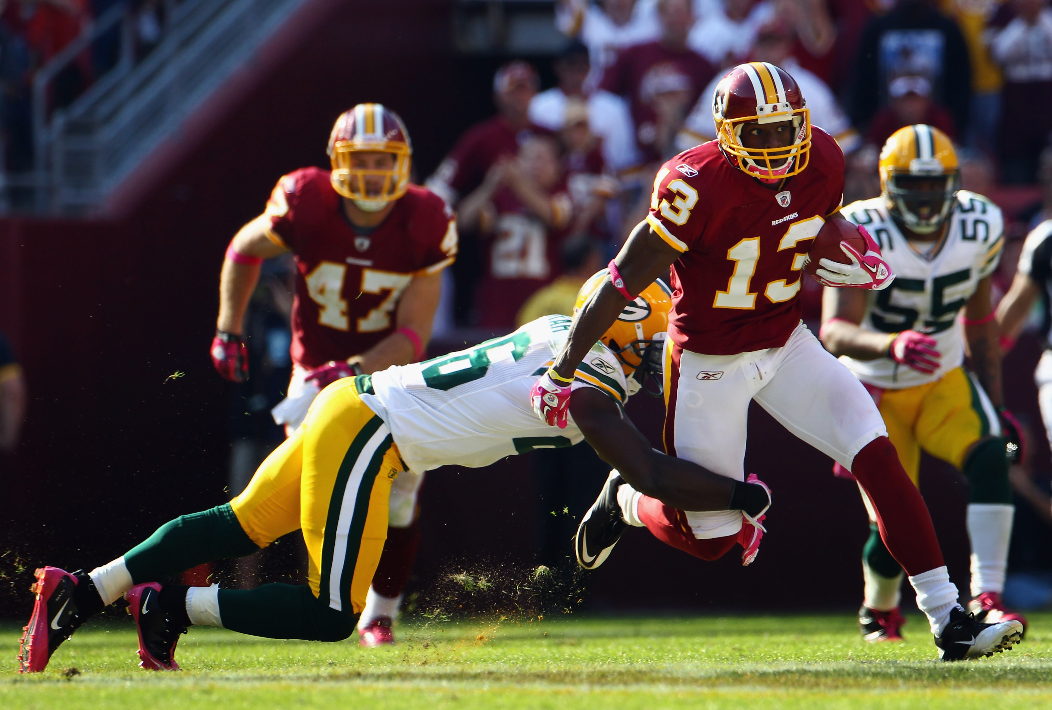 Washington Redskins wide receiver Anthony Armstrong (13) catches