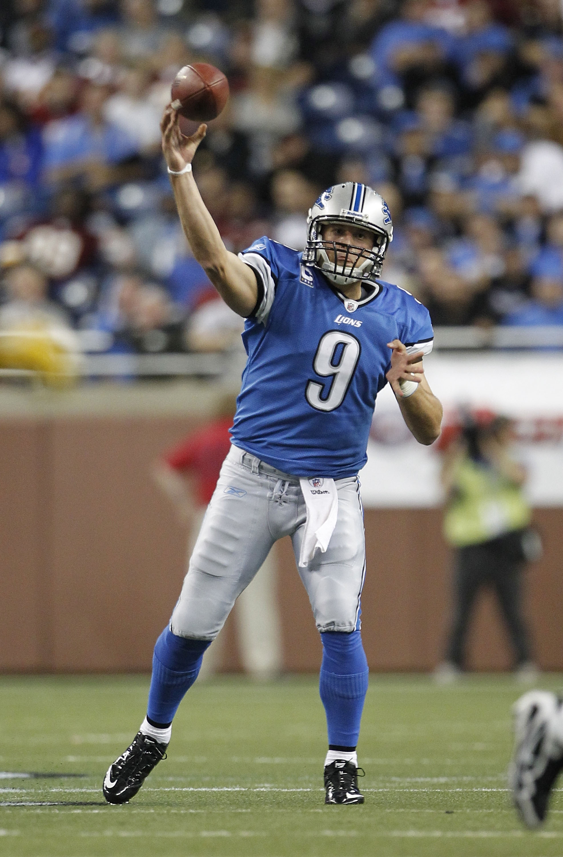 Matthew Stafford gets best of former team; Detroit Lions drop to 0-7