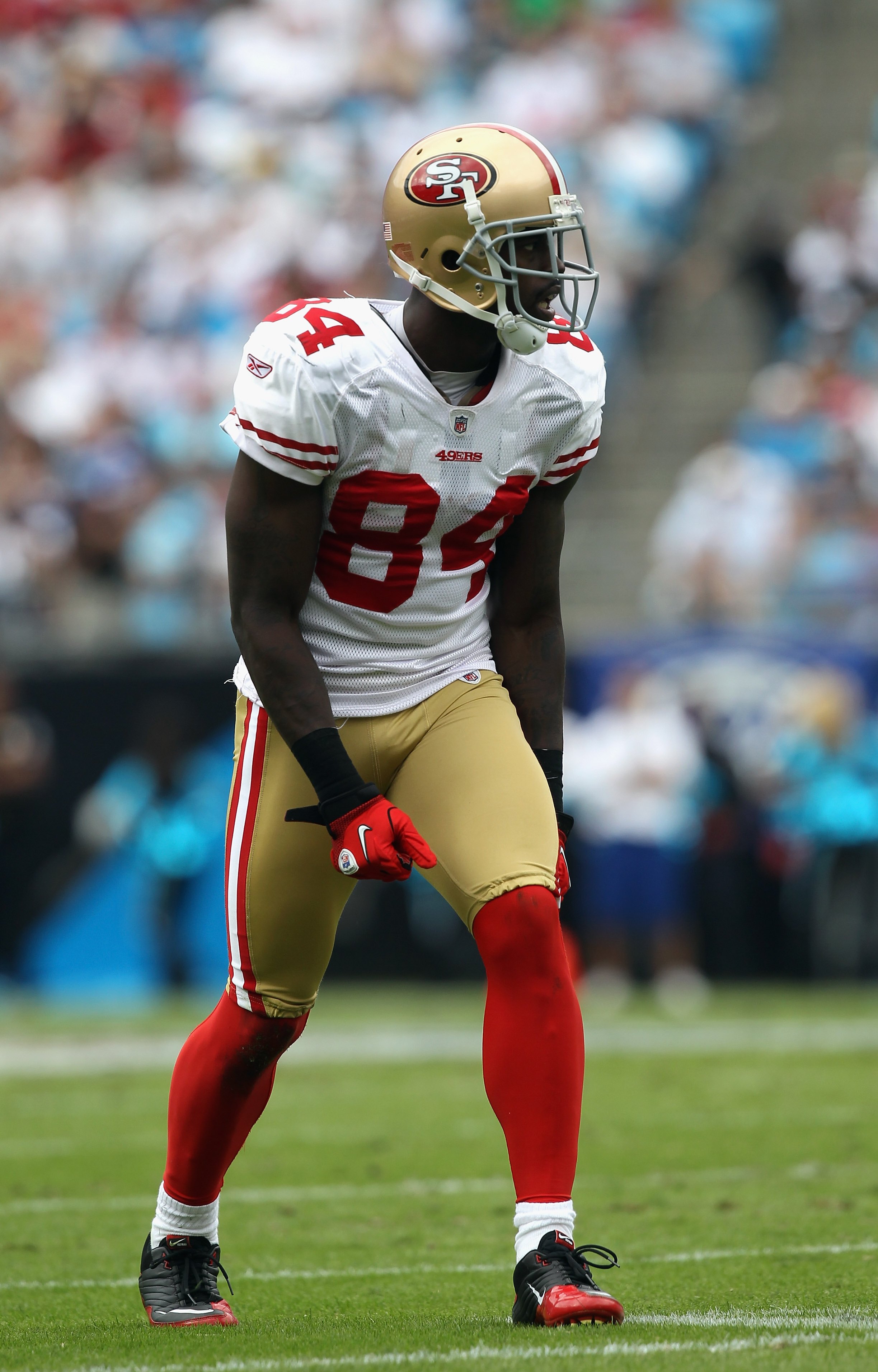 49ers – Randy Moss #84 Shows Up To Workouts